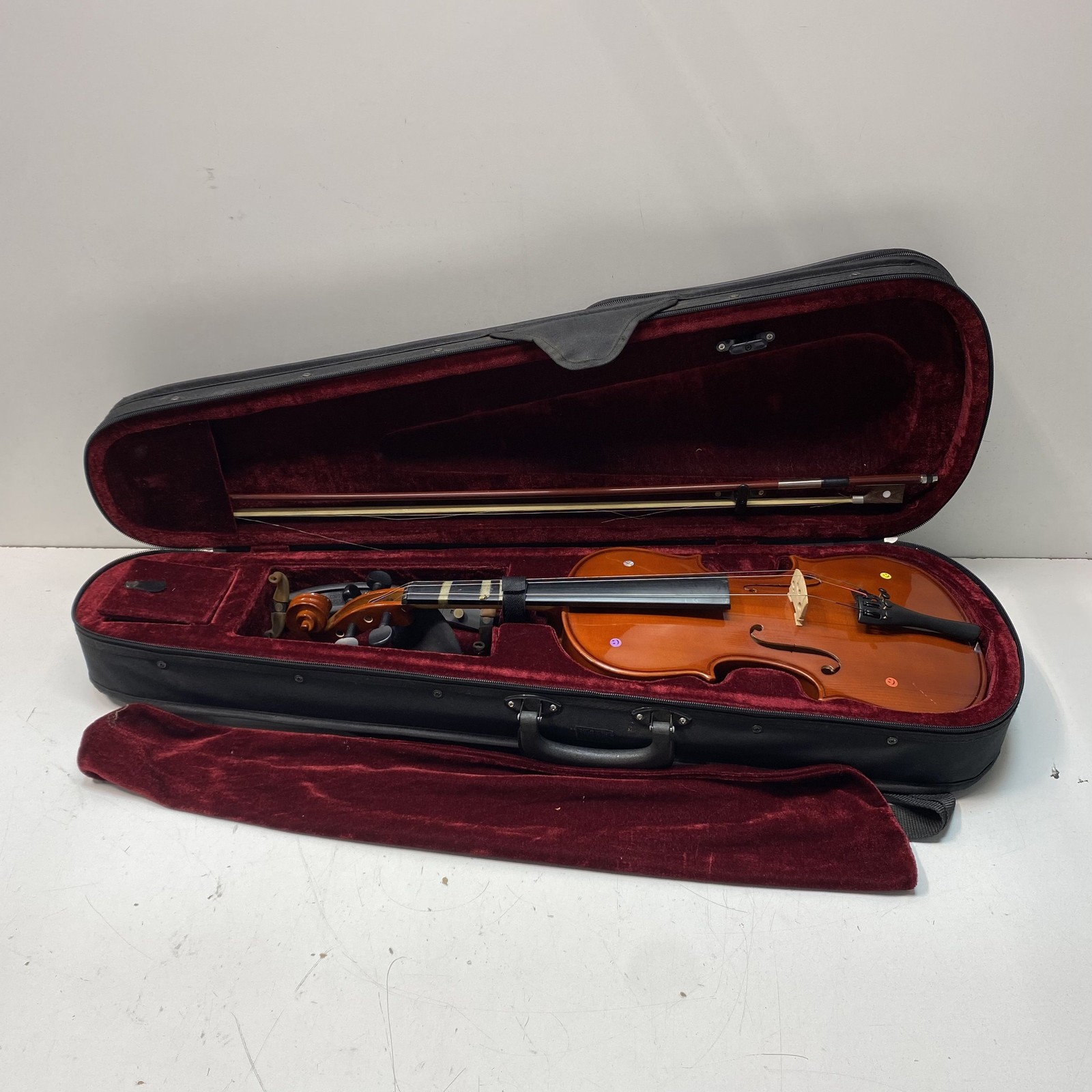 Student Orchestral Violin Brown Smiley Stickers Bow Rosin Oblong