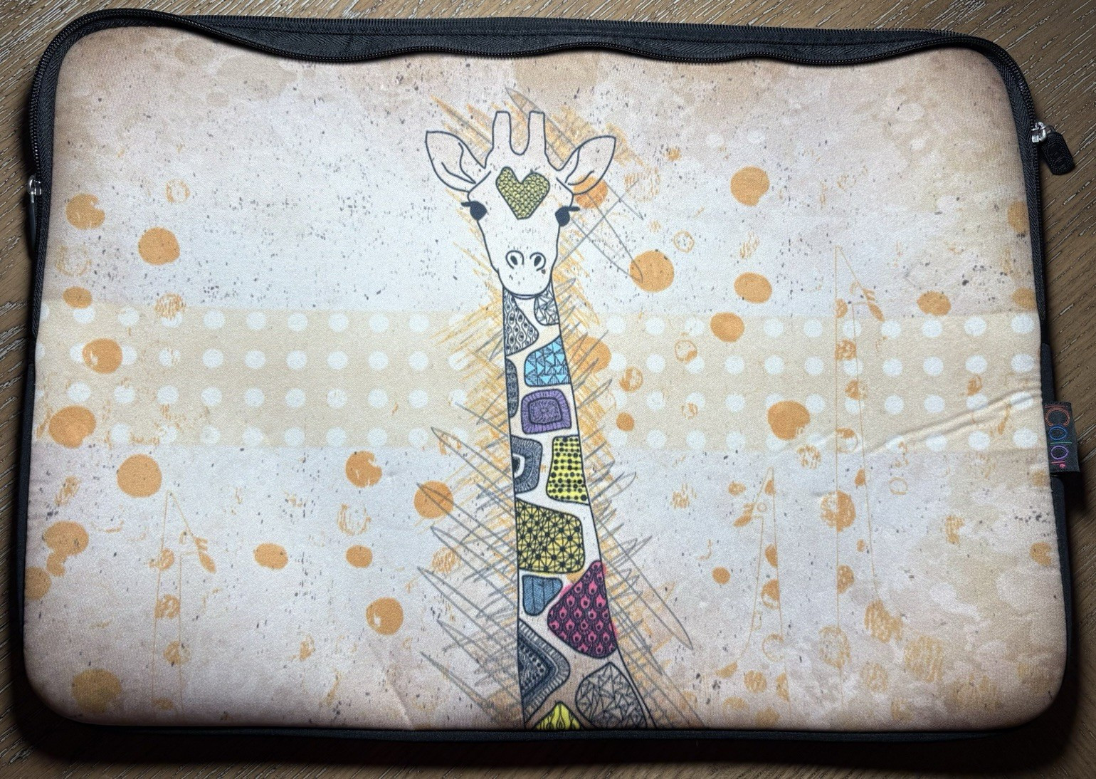 Laptop Case Color Giraffe Print Neoprene Padded Zip-Around, Beige