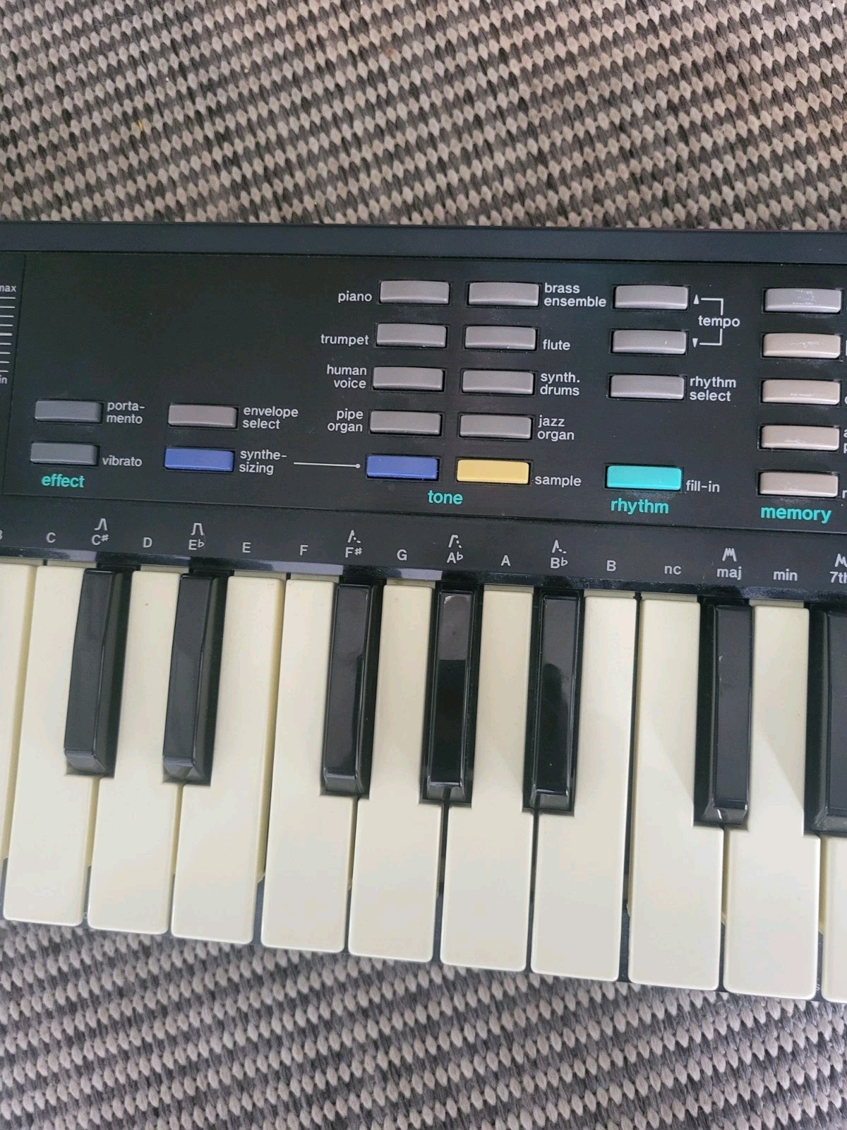 Casio SK-1 Vintage 32 Key Lo-Fi Sampling Electronic Keyboard Synthesizer Tested