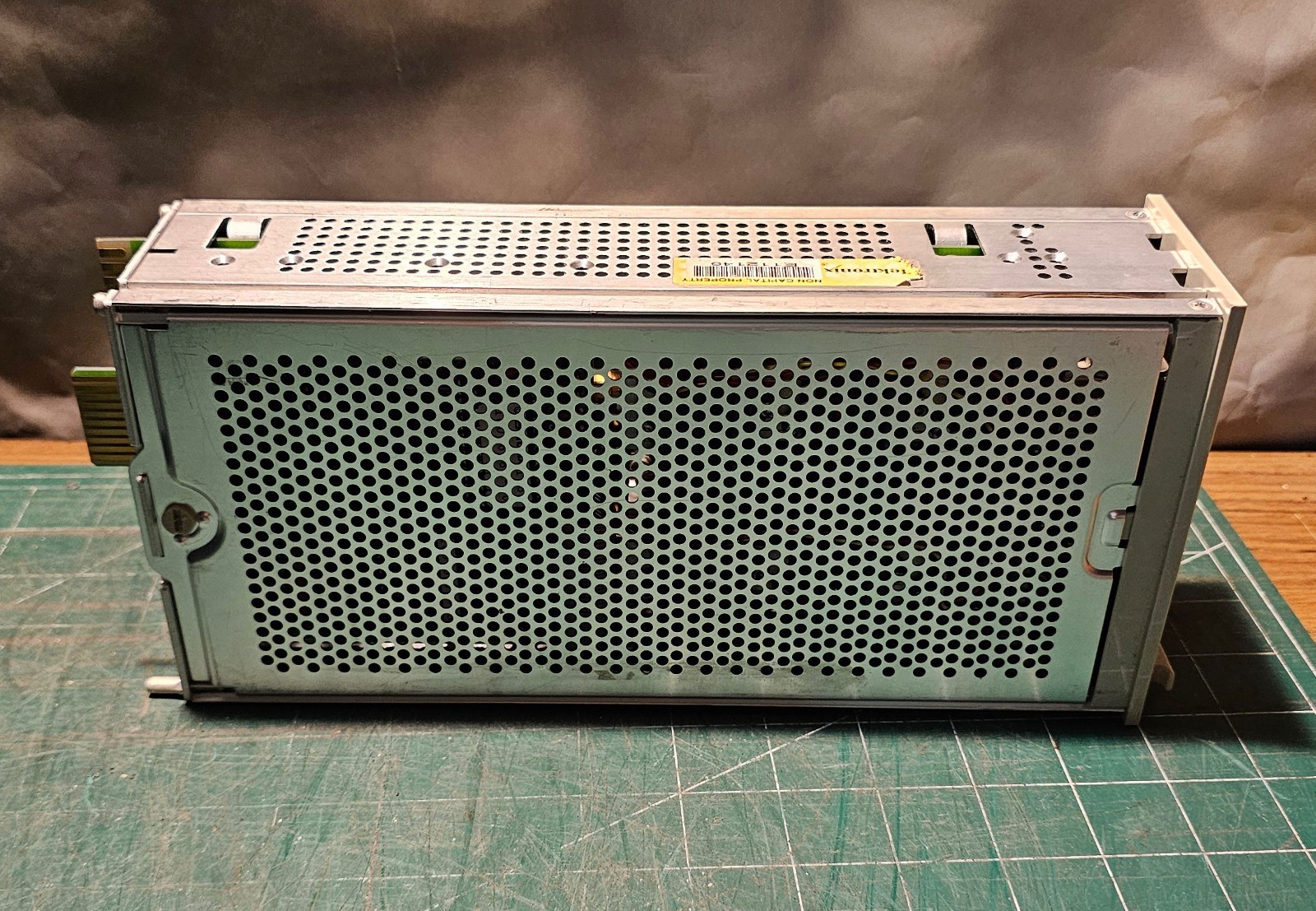 Tektronix AT5010 GPIB Programmable Attenuator – TM5000 Plug-In – Untested