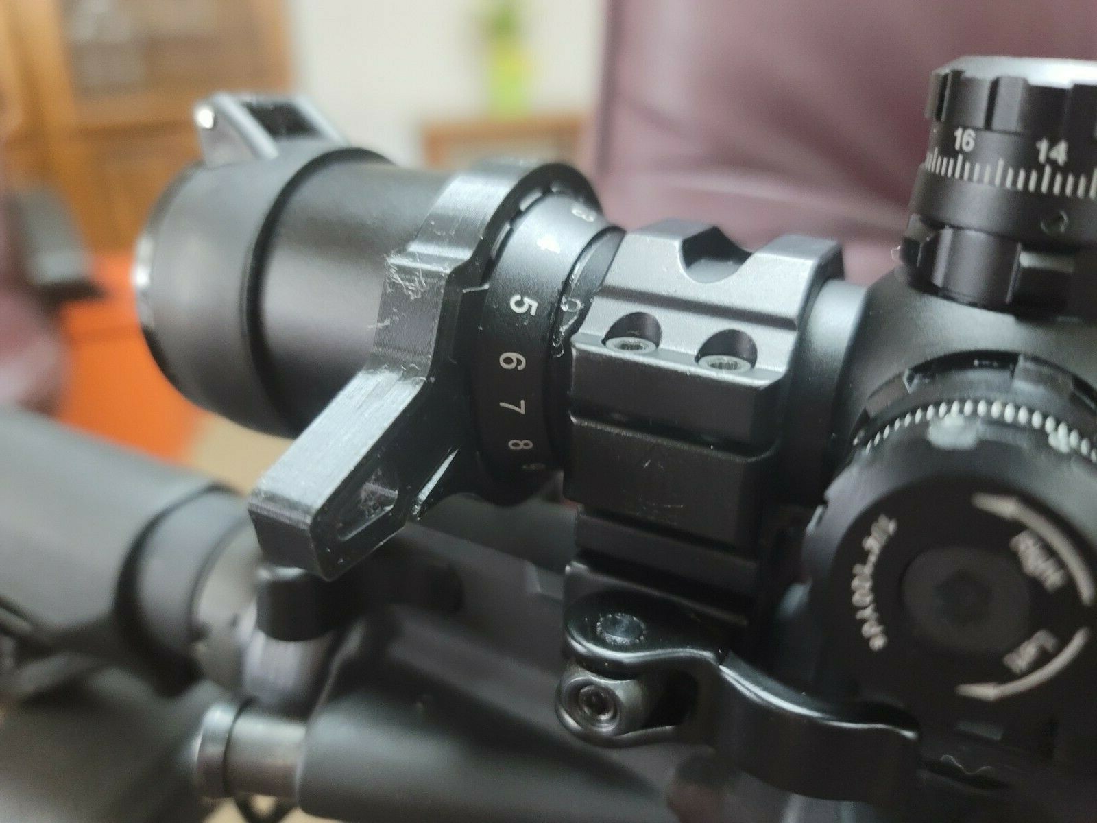 UTG 3-9x32 1" BugBuster Side Illuminated scope throw lever