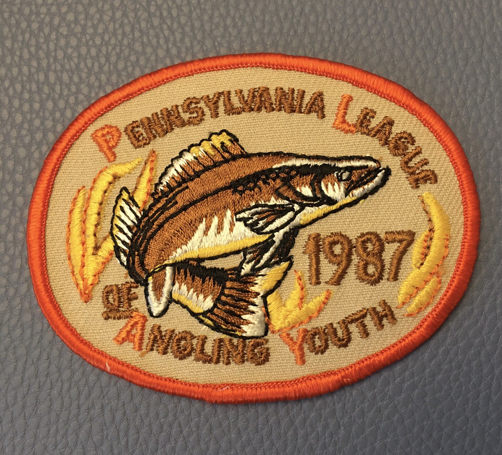 1987 PENNSYLVANIA LEAGUE Of Angling YOUTH Fishing Hunting Patch Free Flag Decal