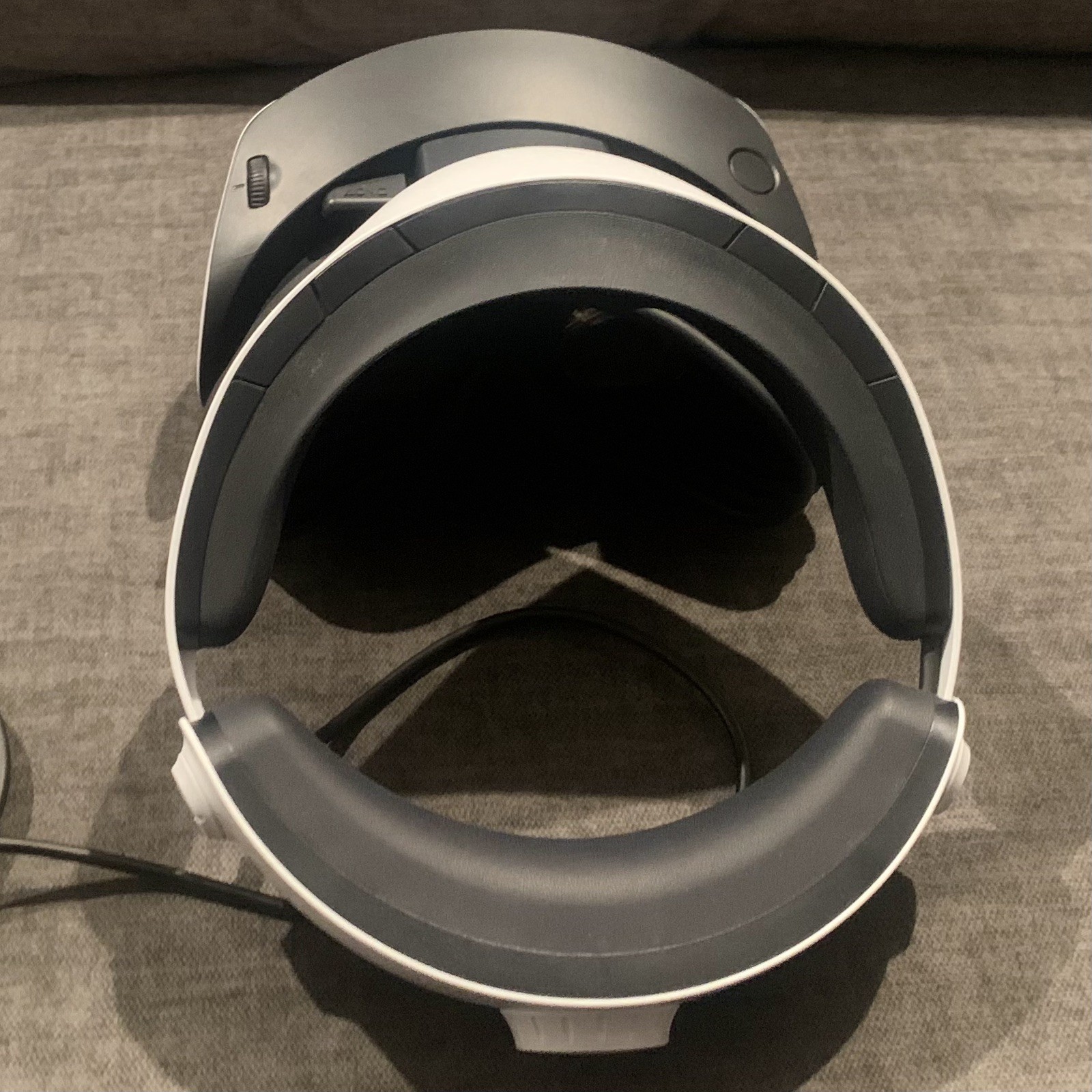 Sony PlayStation 5 PSVR2 Bundle w/ Official Charging Dock, Great Condition