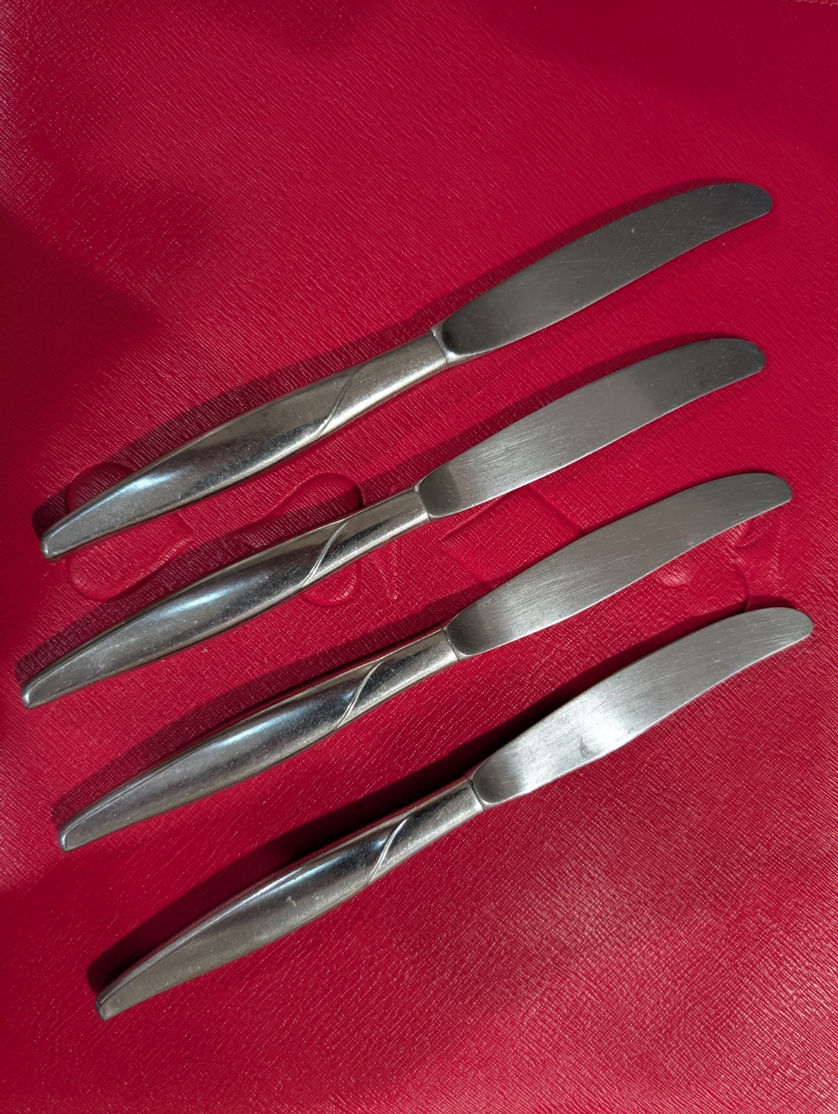 CORONADO 1847 Rogers Bros Stainless ~ 4 Dinner Knives