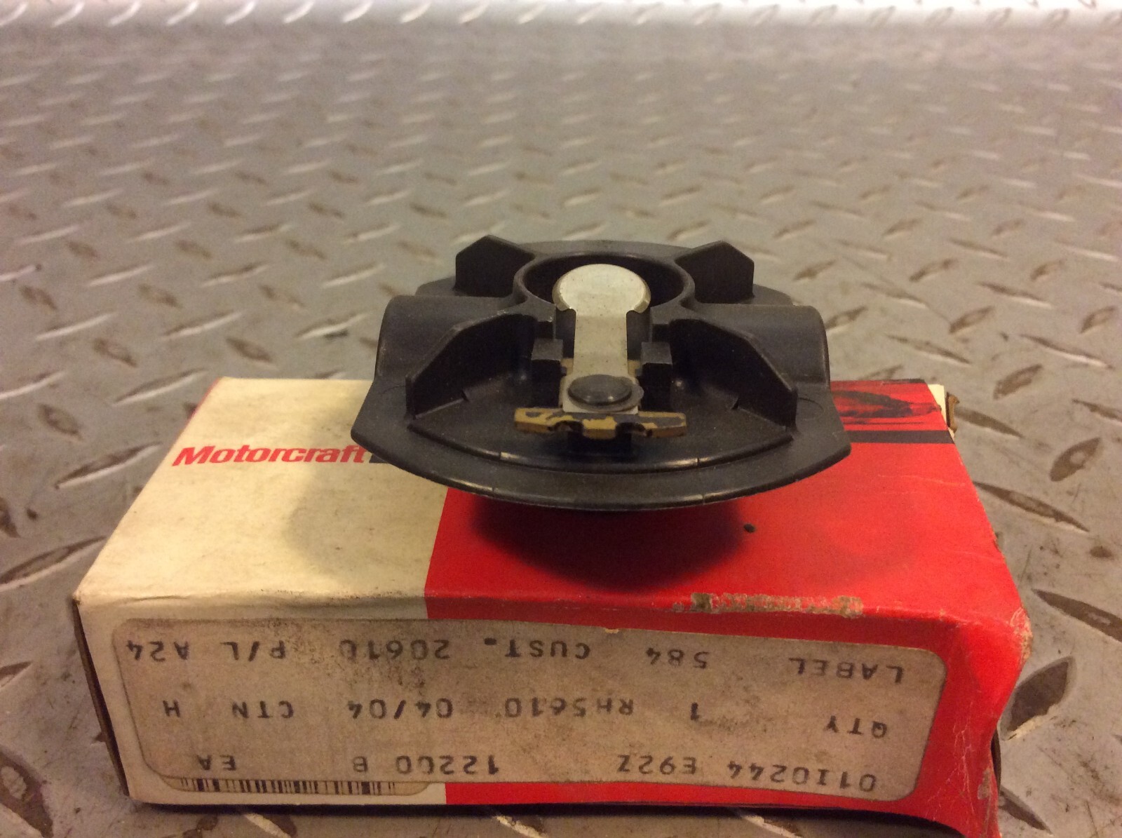 Motorcraft Distributor Rotor DRE-385 E92Z-12200-B
