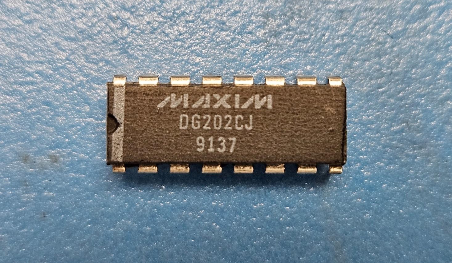 (2PCS) DG202CJ Maxim SPST, 4 Func, 1 Channel, CMOS, PDIP16