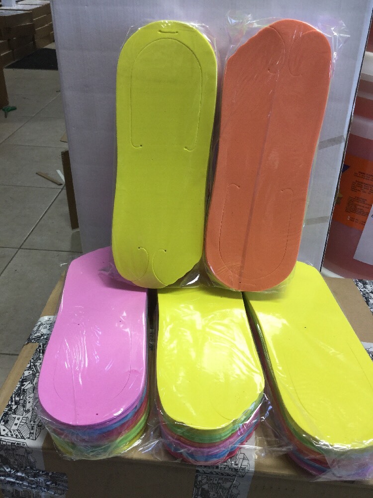 120  Pairs Disposable Slipper Spa Pedicure foam flip flop slippers (fold type)