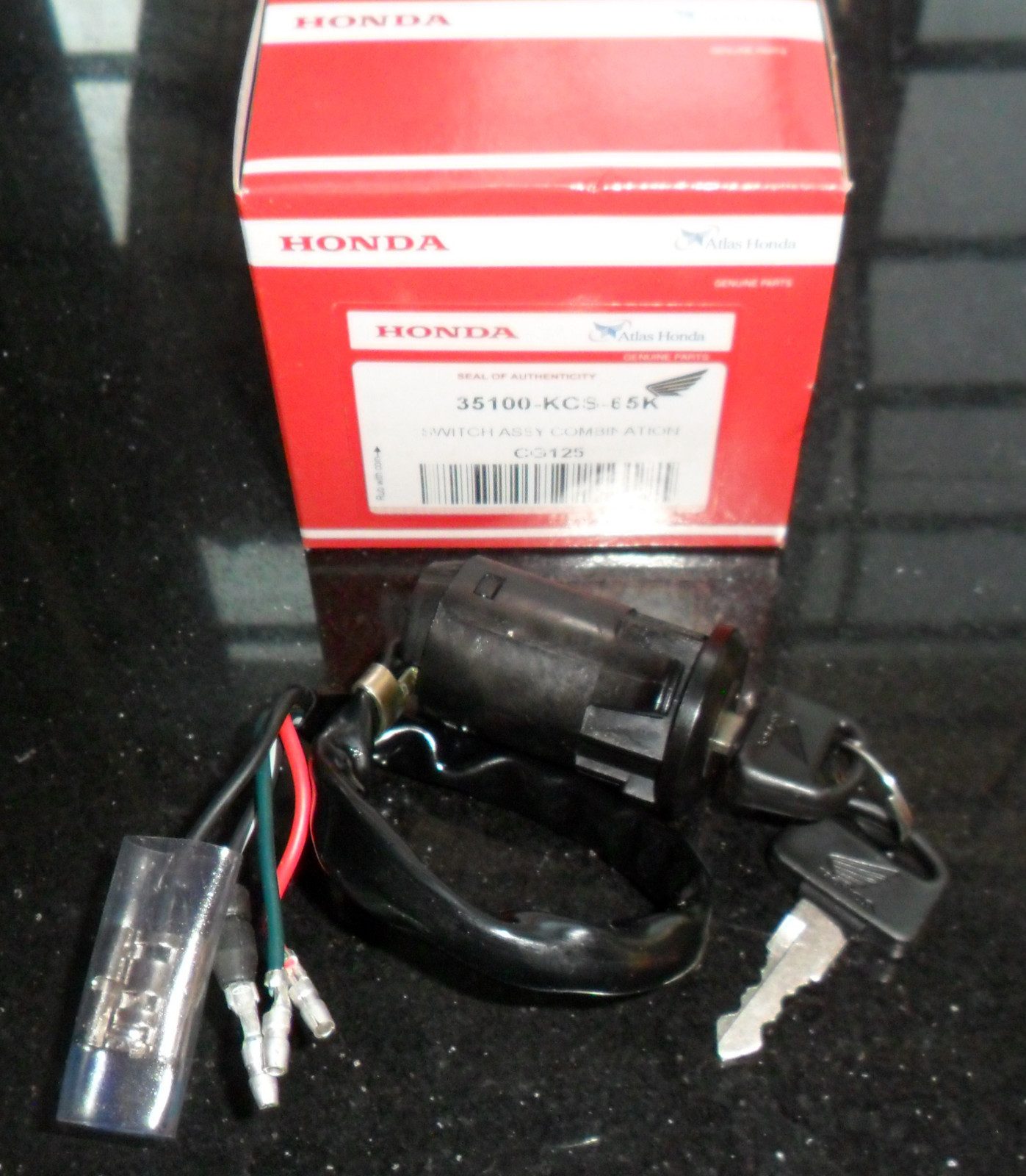 GENUINE HONDA PART (NOT A CHINESE COPY) CG 125 IGNITION SWITCH with 2 KEYS CG125