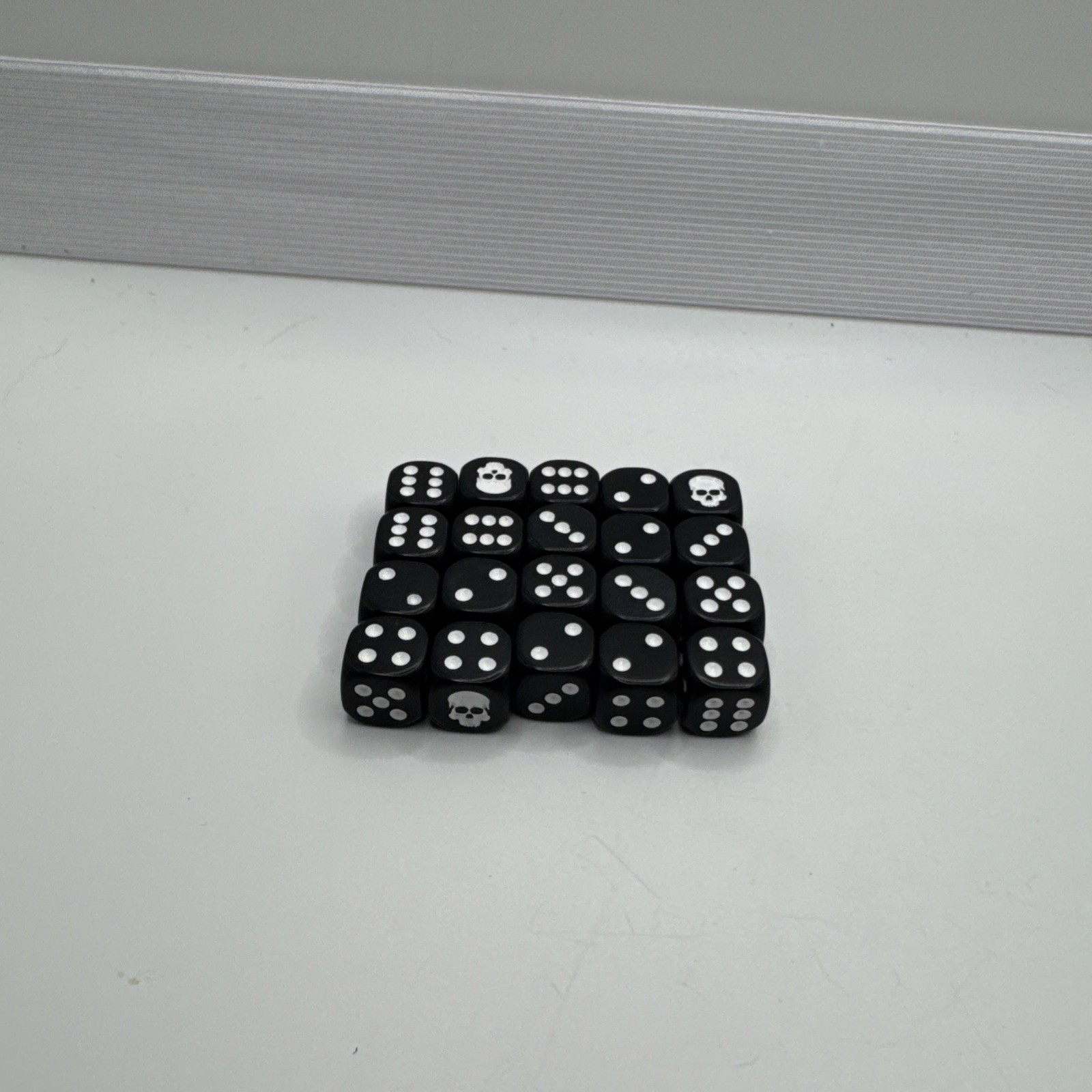 Warhammer Age Of Sigmar 40K Black Dice
