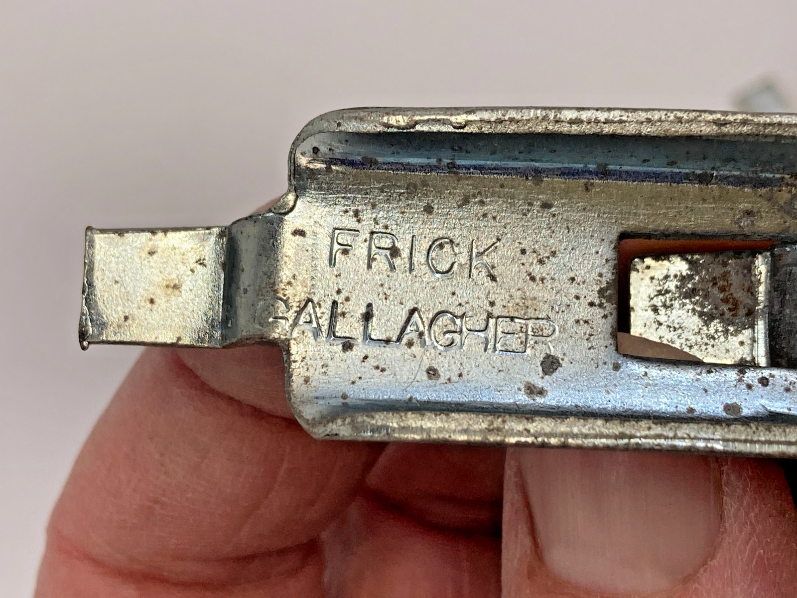 (17) Frick Gallagher Shelving Clips - Used
