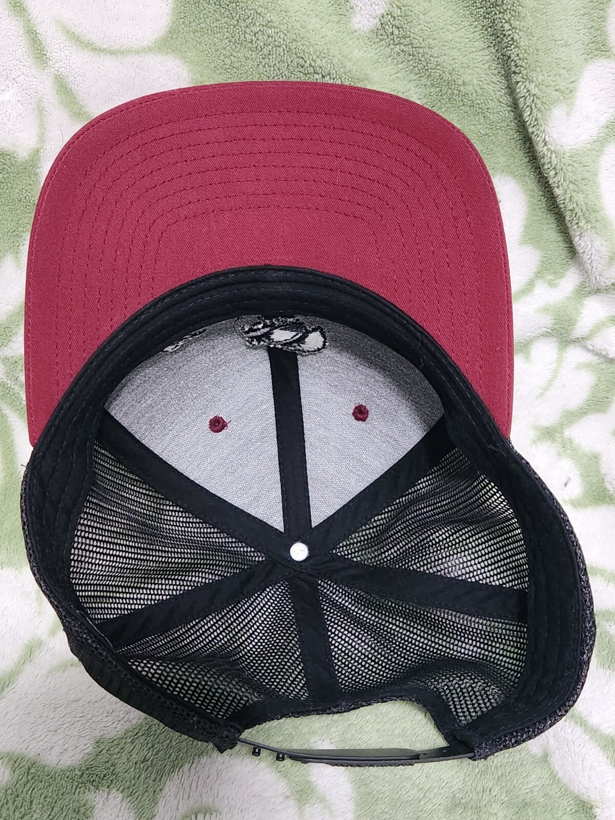 American Strutter Outfitters Turkey Mesh Trucker Hat Cap Snap-back vent sides