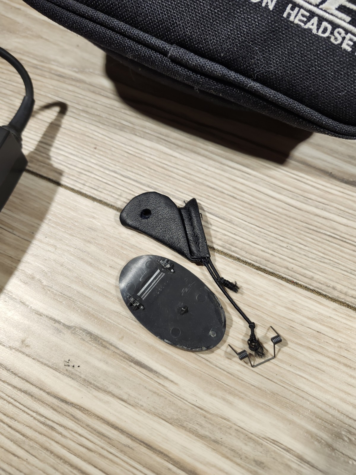 Bose X Aviation A10 Single Plug Headset AHX-04 Read
