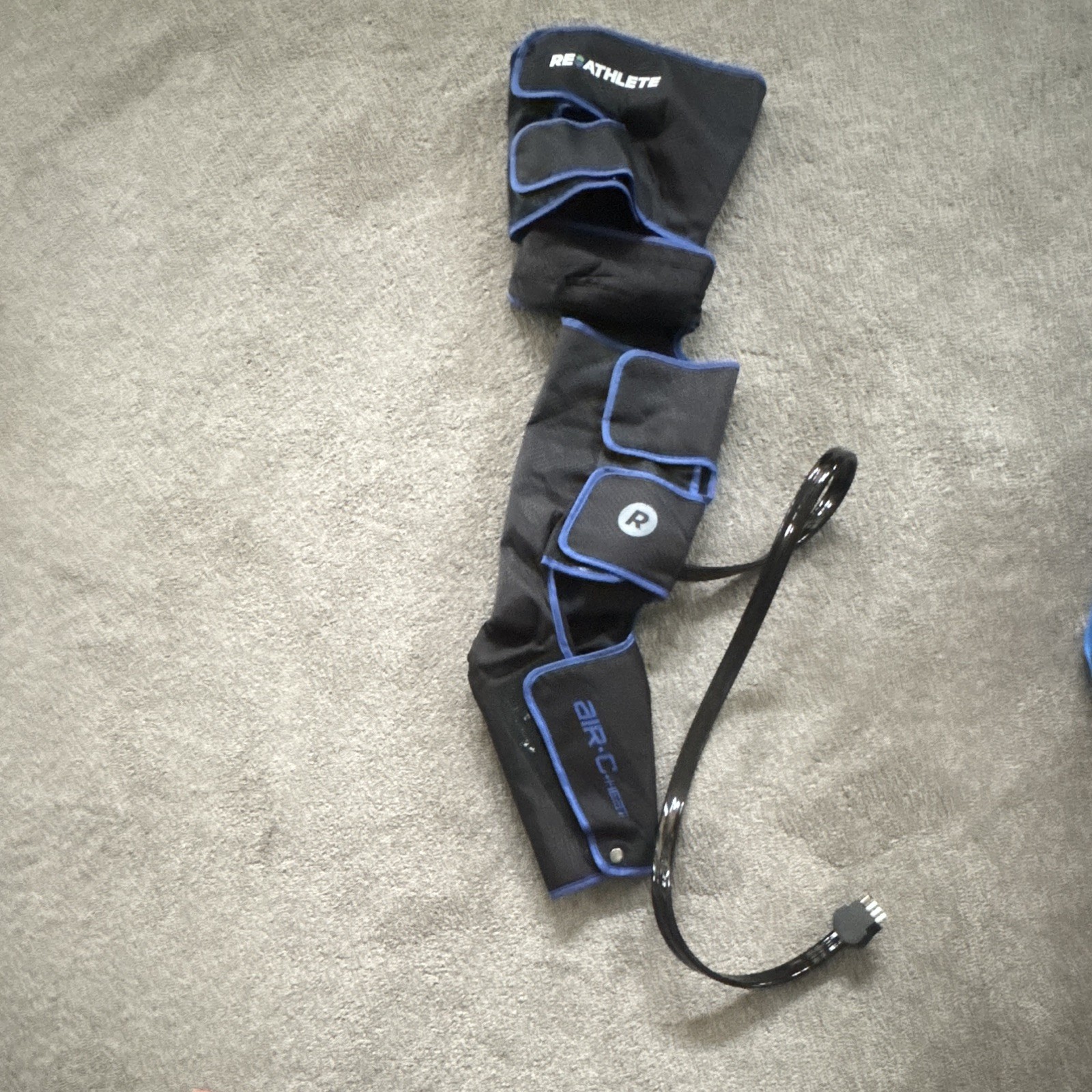 REATHLETE AIR-C Air Compression Leg Massager w/ Controller Case Black/Blue