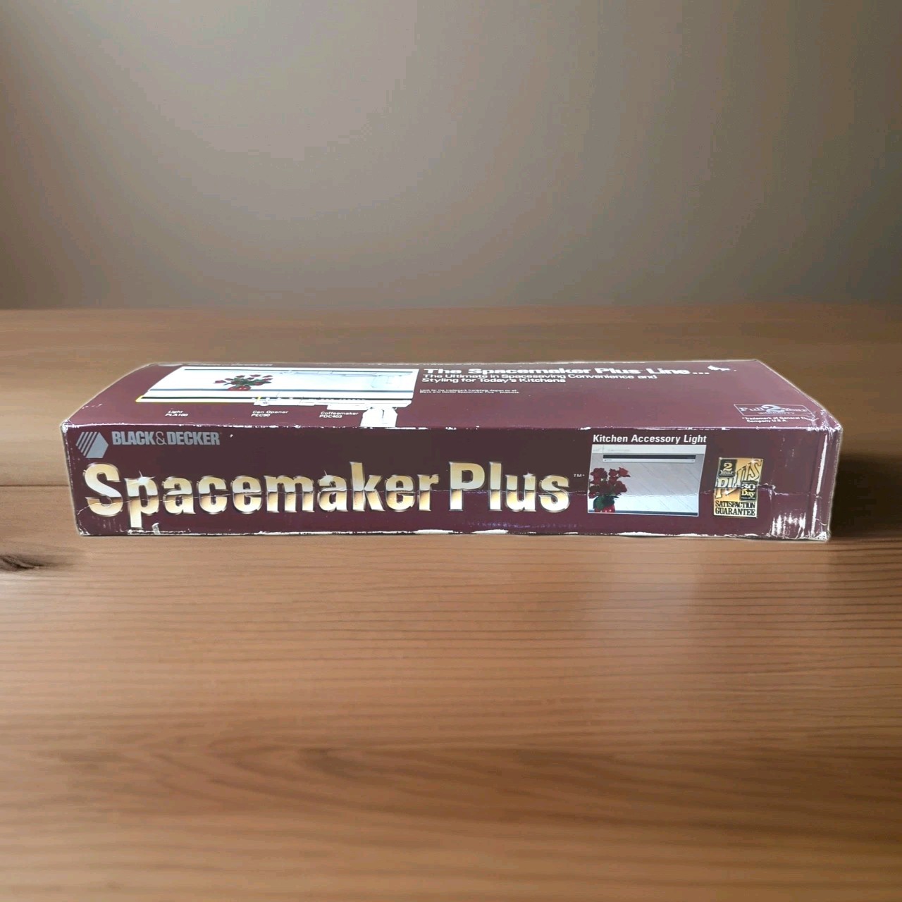 VTG BLACK & DECKER Spacemaker Plus Under Cabinet Light PLA100 1988 NOS Open Box