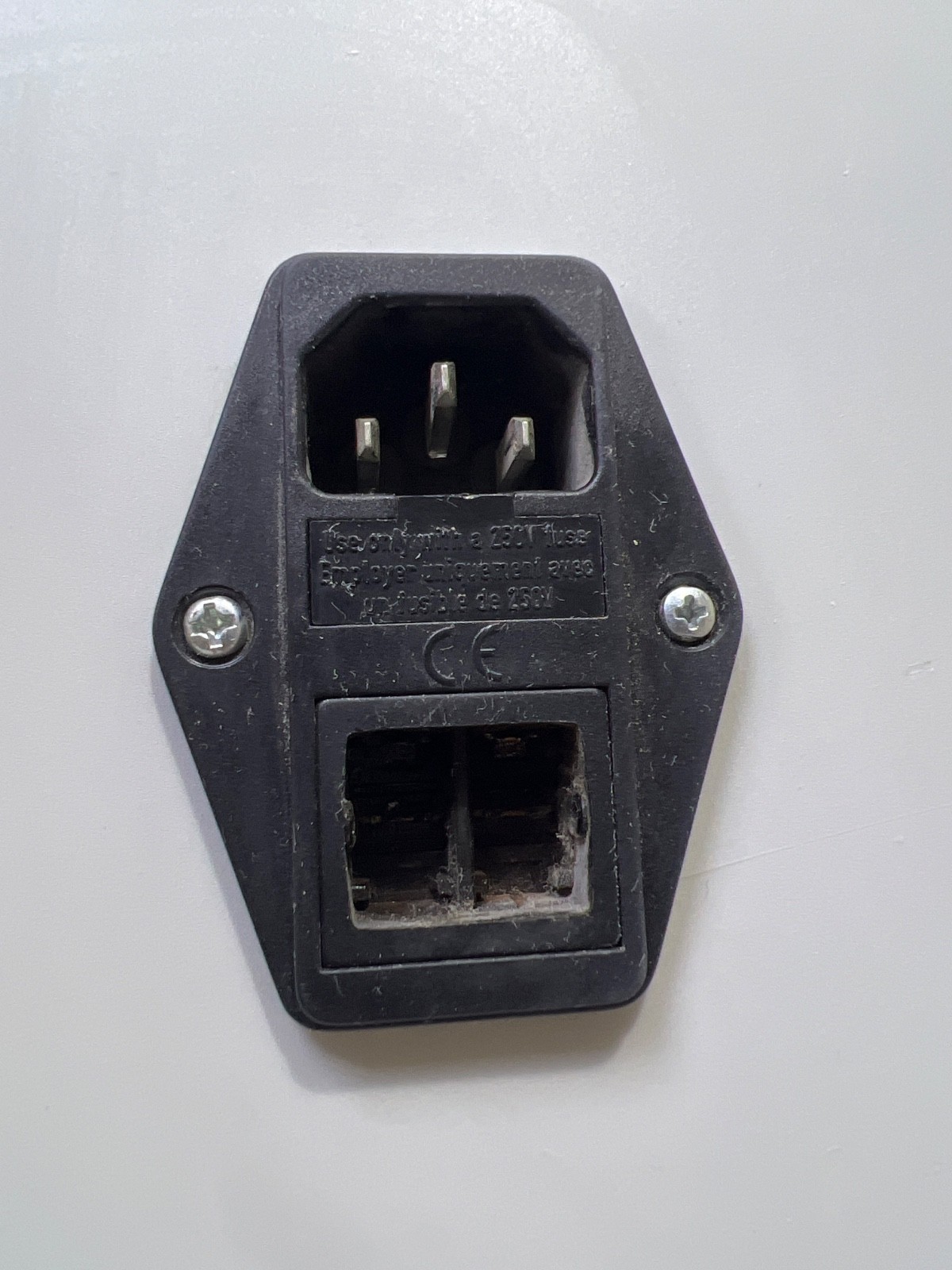 MTE PCS400.3 Control For Modular three-phase Portable Source Test System