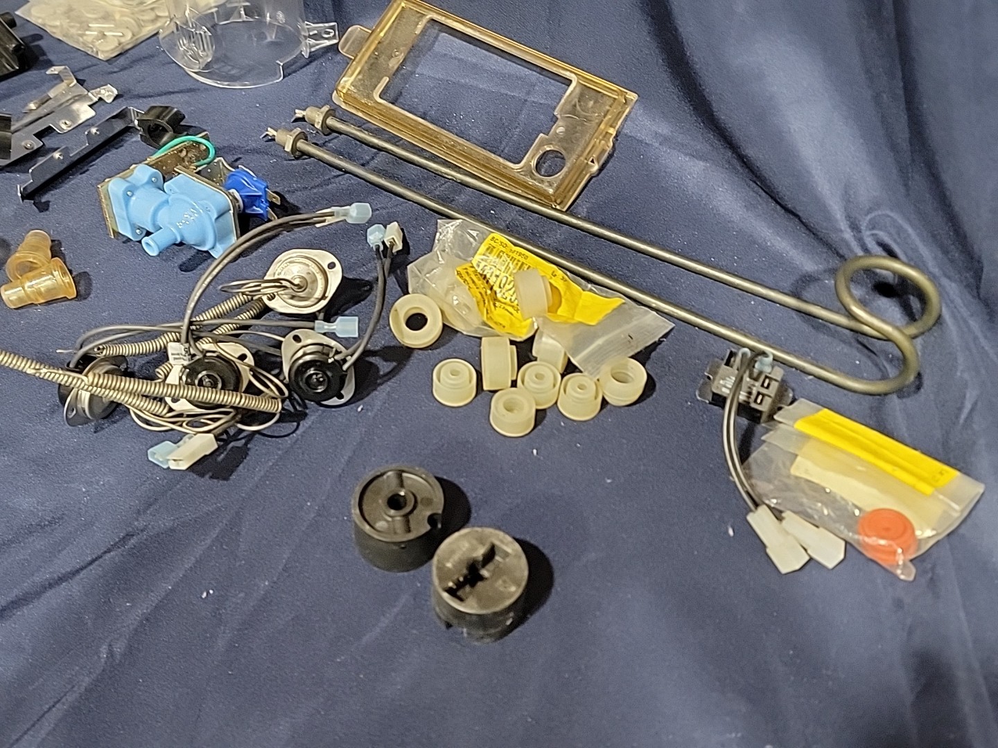 VKI Technologies Eccellenza Cafe PARTS LOT