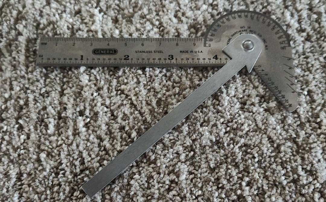 GENERAL NO. 16 STAINLESS STEEL PROTRACTOR CENTER FINDER