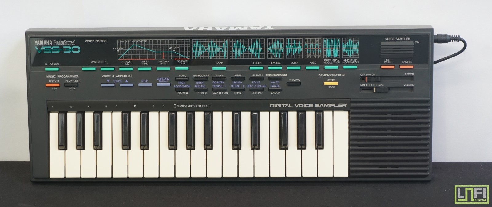 Yamaha VSS-30 Vintage 80's Portasound Digital Sampler Portable Keyboard