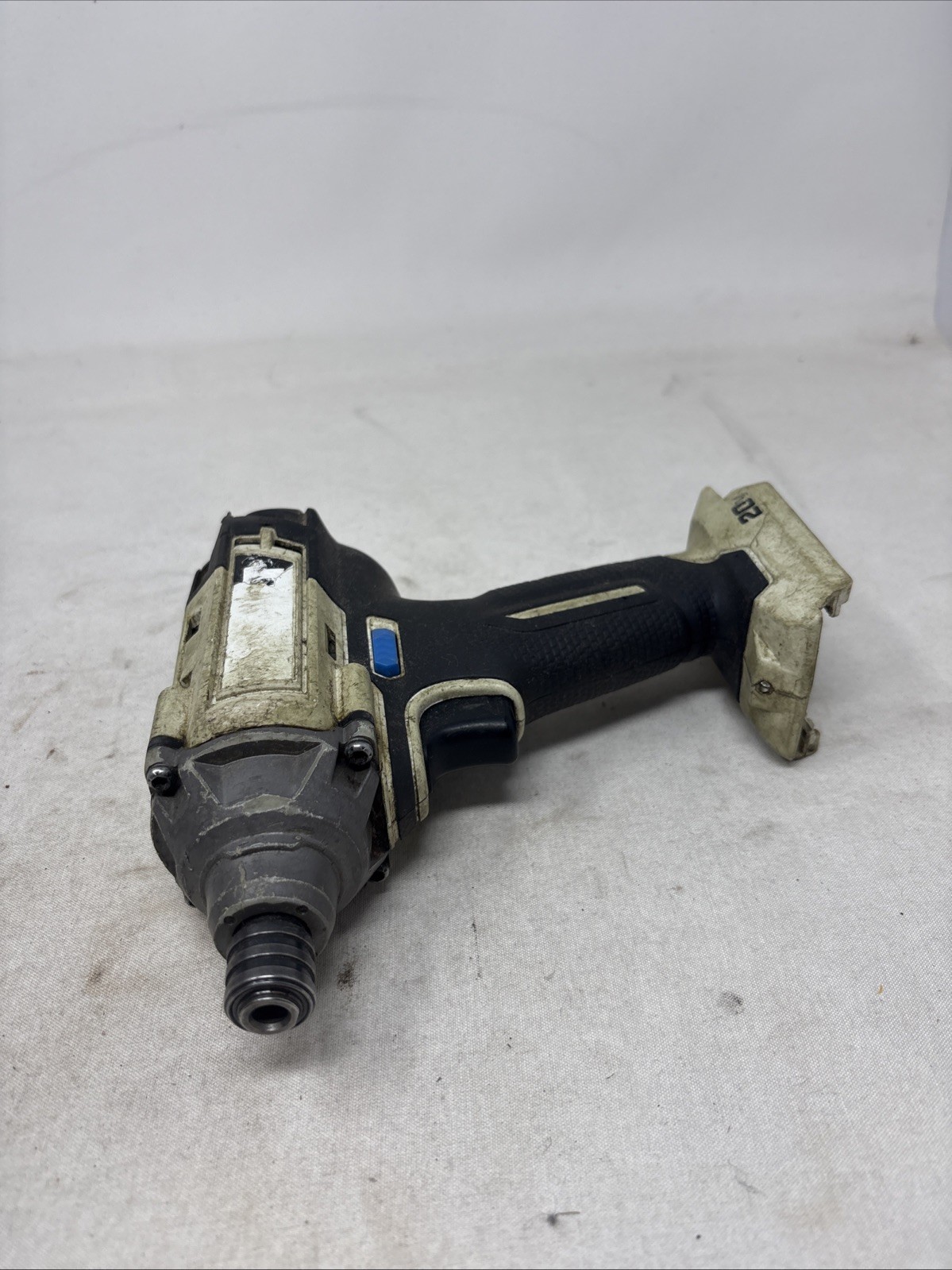 HART IMPACT DRIVER BRUSHED HPID01VN (TOOL ONLY) USED