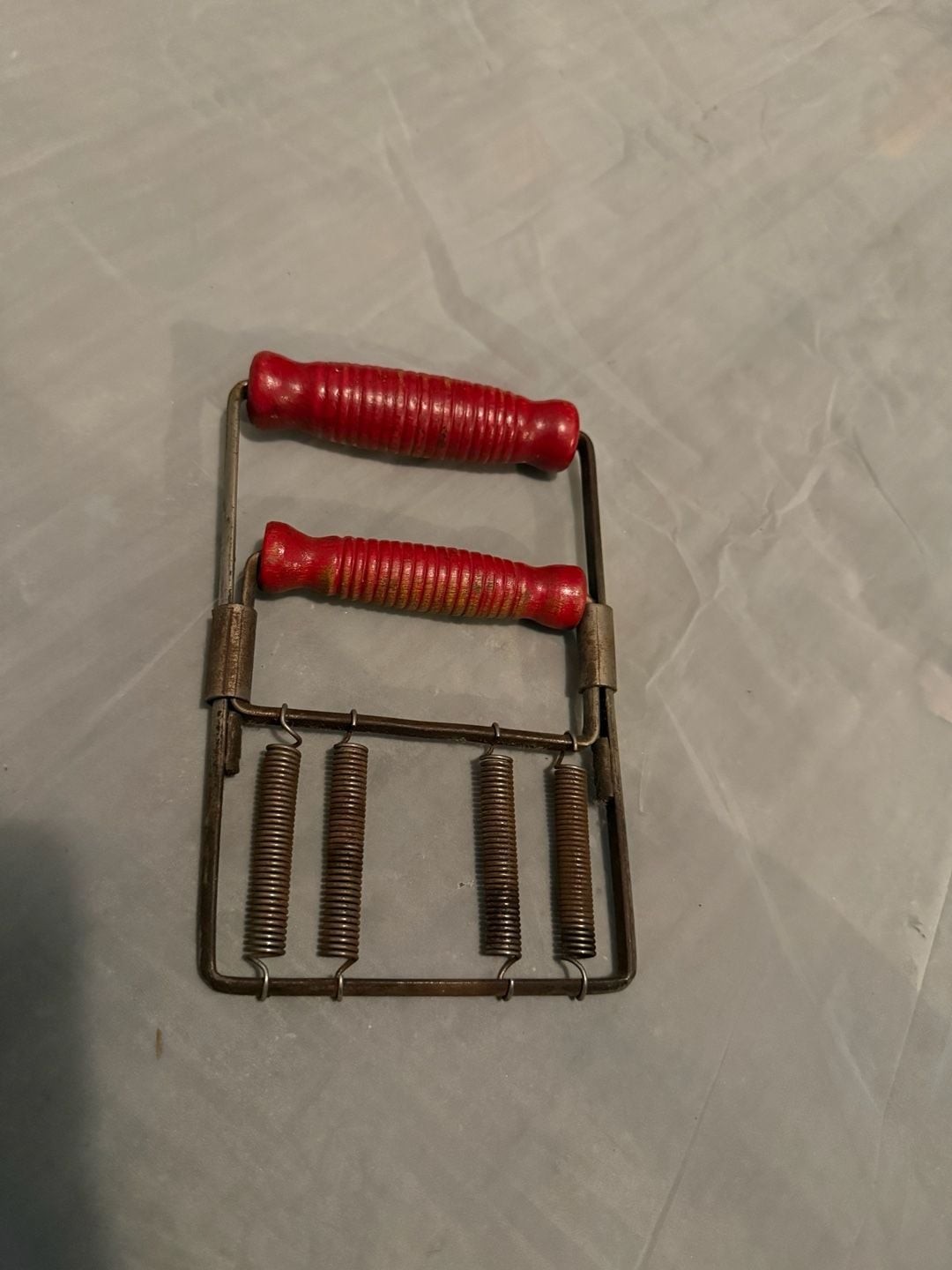 Vintage Whitely Grip-O-Steel Hand Gripper Exerciser Red Wood Handles 4 Springs