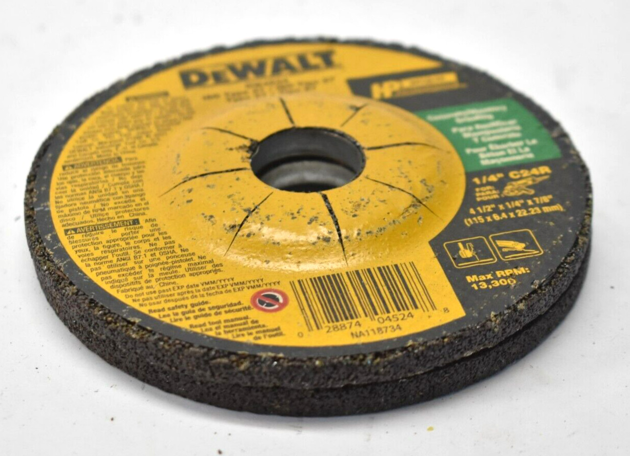 Lot of 2 DeWalt DW4524 4-1/2" x 1/4" x 7/8" Concrete/Masonry Grinding Wheels
