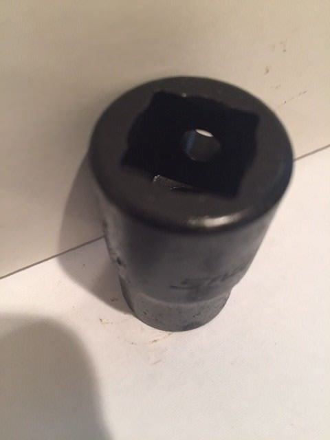 NEW Snap-On Tools, 9/16", 1/2" Drive, 6 Point, Side Grip Socket, Model # DT18A