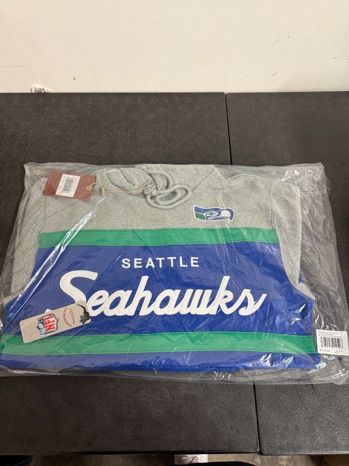 seattle seahawks head coach hoodie Mitchell & ness throwback Medium