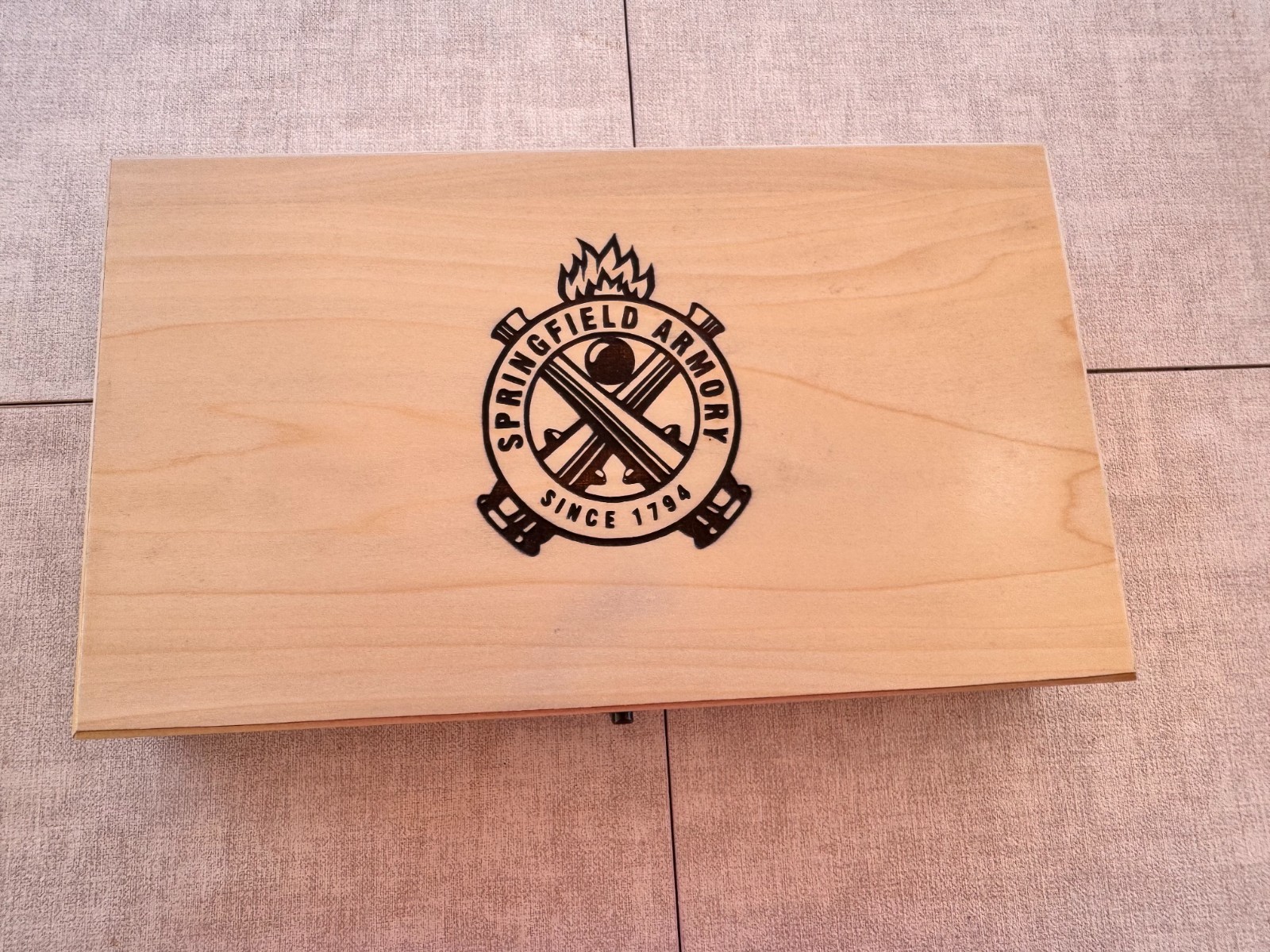 SPRINGFIELD Solid wood Storage boxes, gun case, display box. Poplar  Plain