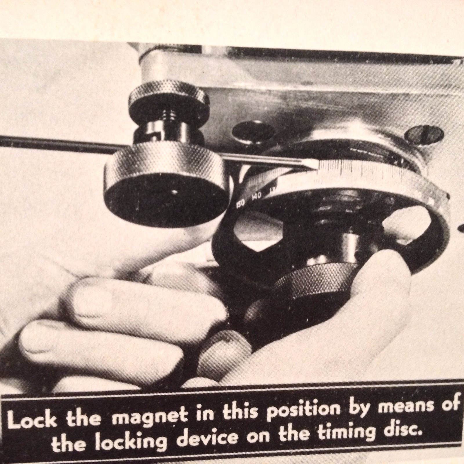 Scintilla SF14RN-8 and SF14LN-8 Magneto Service Training Manual