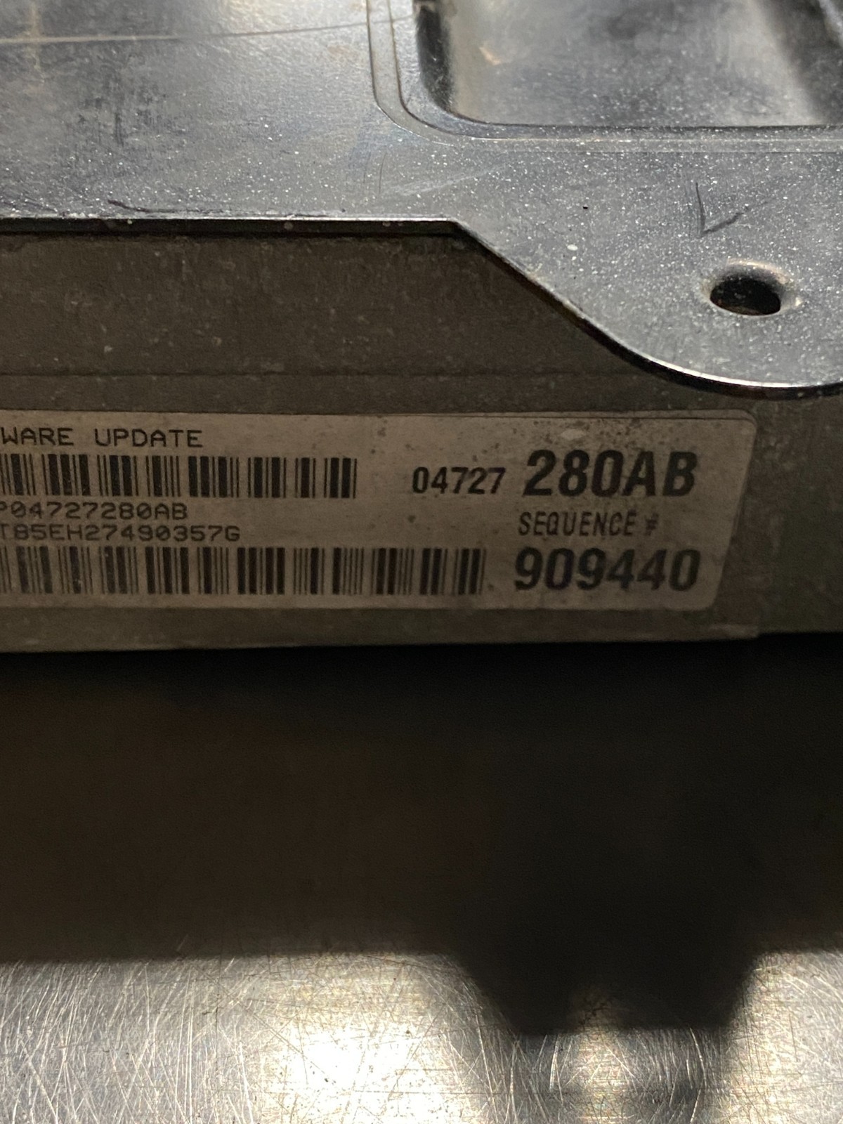 00 3.3L CARAVAN SPORT PCM Engine Control Module PCM Computer 04727280AB