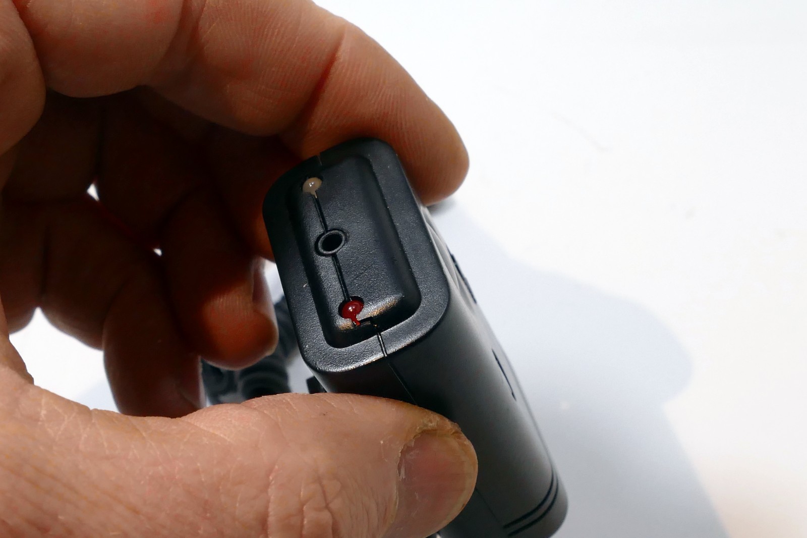 Vello Freewave wired cable Remote Shutter Release for Nikon 10 pin cable D810