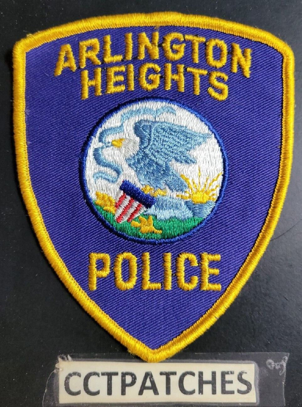 ARLINGTON HEIGHTS, ILLINOIS POLICE SHOULDER PATCH IL