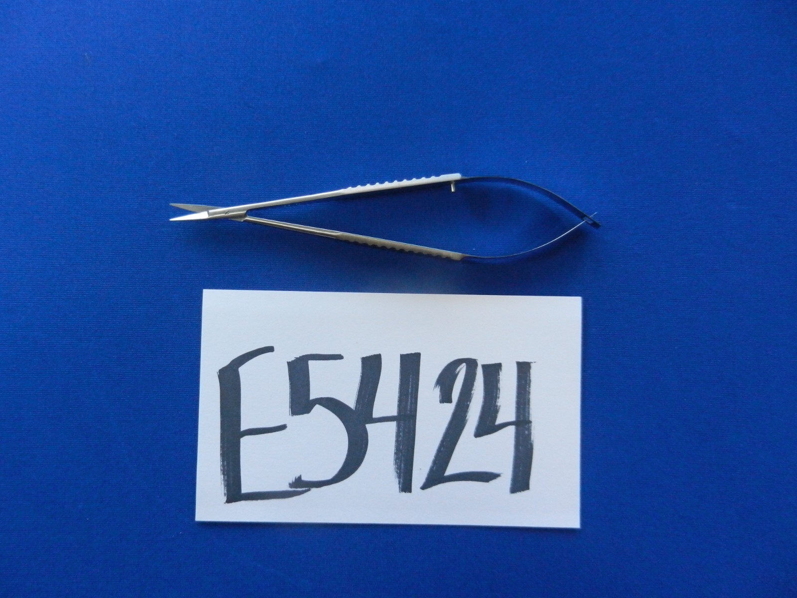 E5424 Boss 98-6325 Micro Scissors 14cm Overall Length