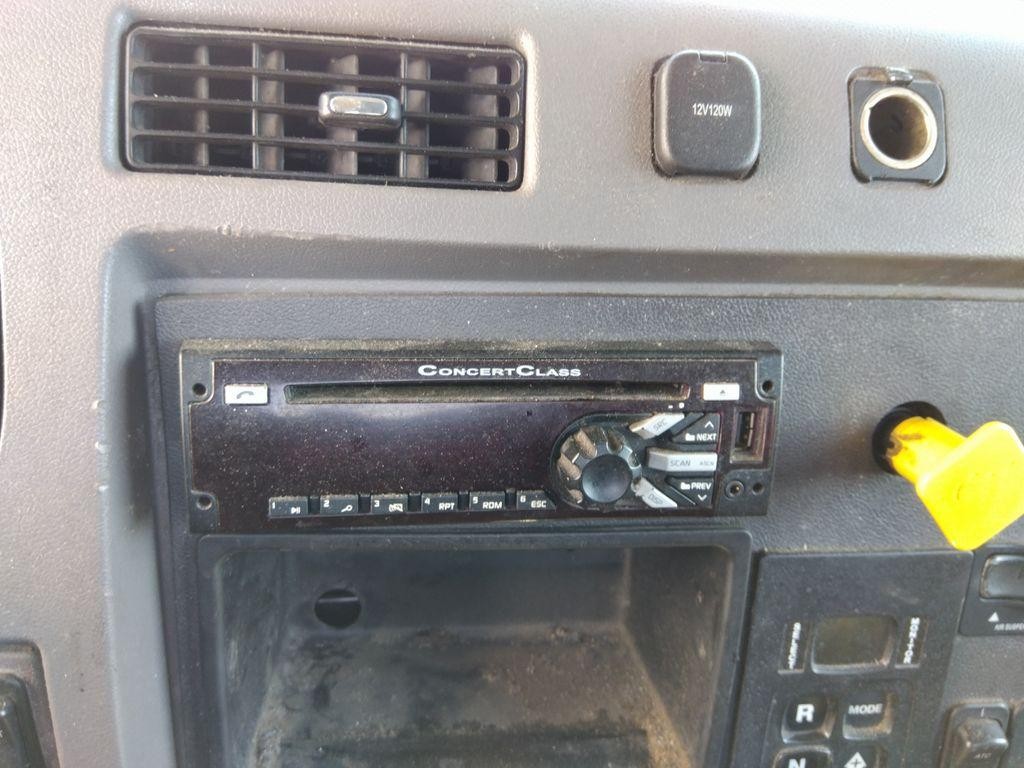 Replaces 2015 PETERBILT 337 RADIO AM/FM/CD ,  MD