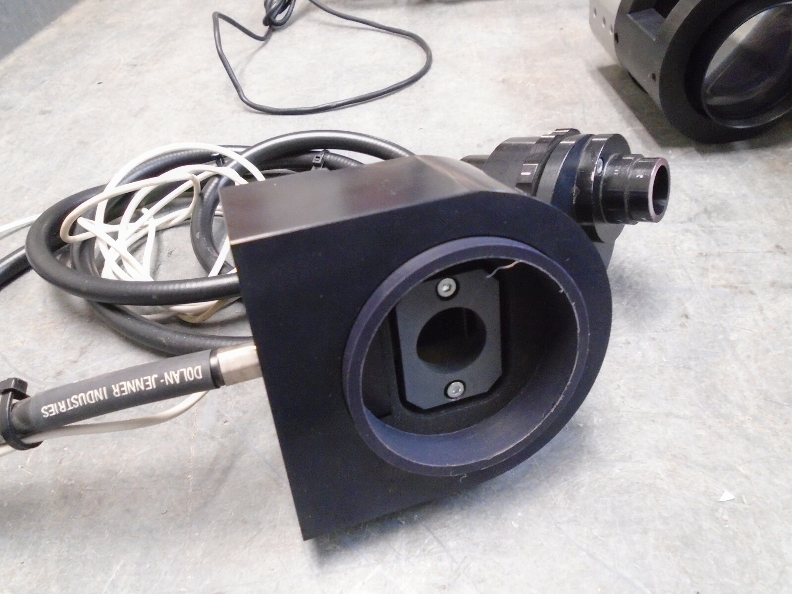 VDS Vosskuhler CCD-1300B scan camera with attachment