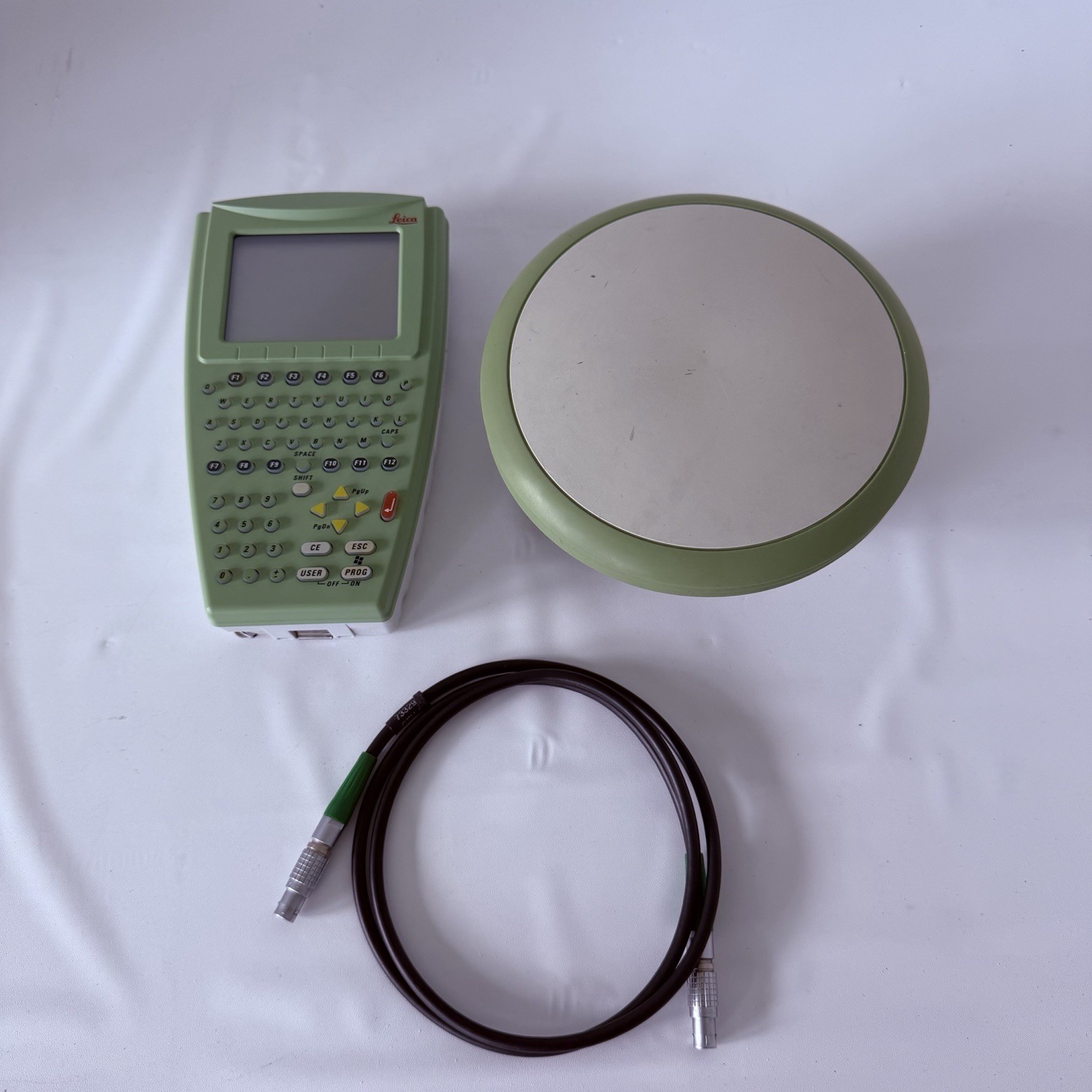 Leica GPS RX1250X field controller and ATX1230 GG GNSS SmartAntenna Bluetooth
