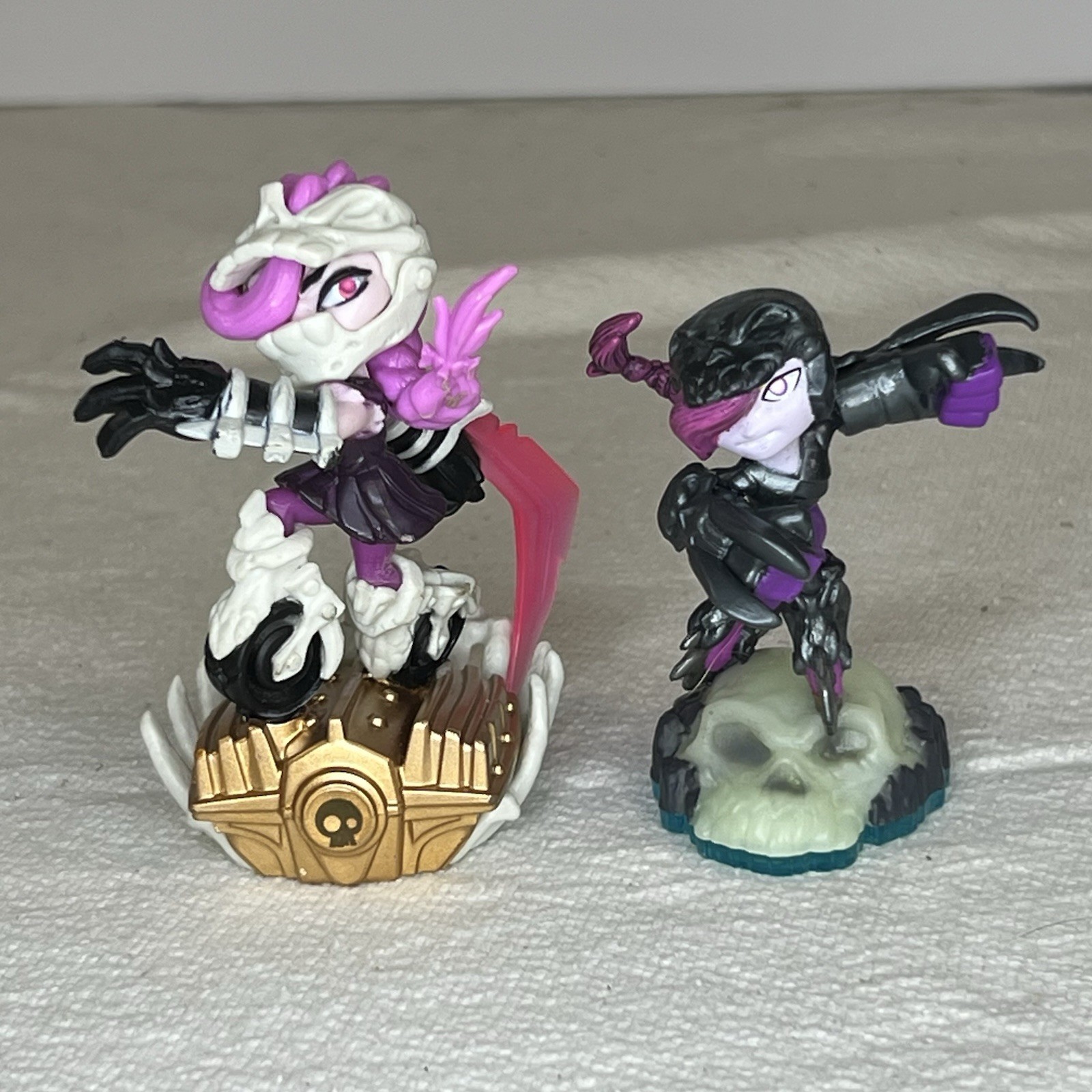 Skylanders Superchargers: Bone Bash Roller Brawl Character Figure  Bundle