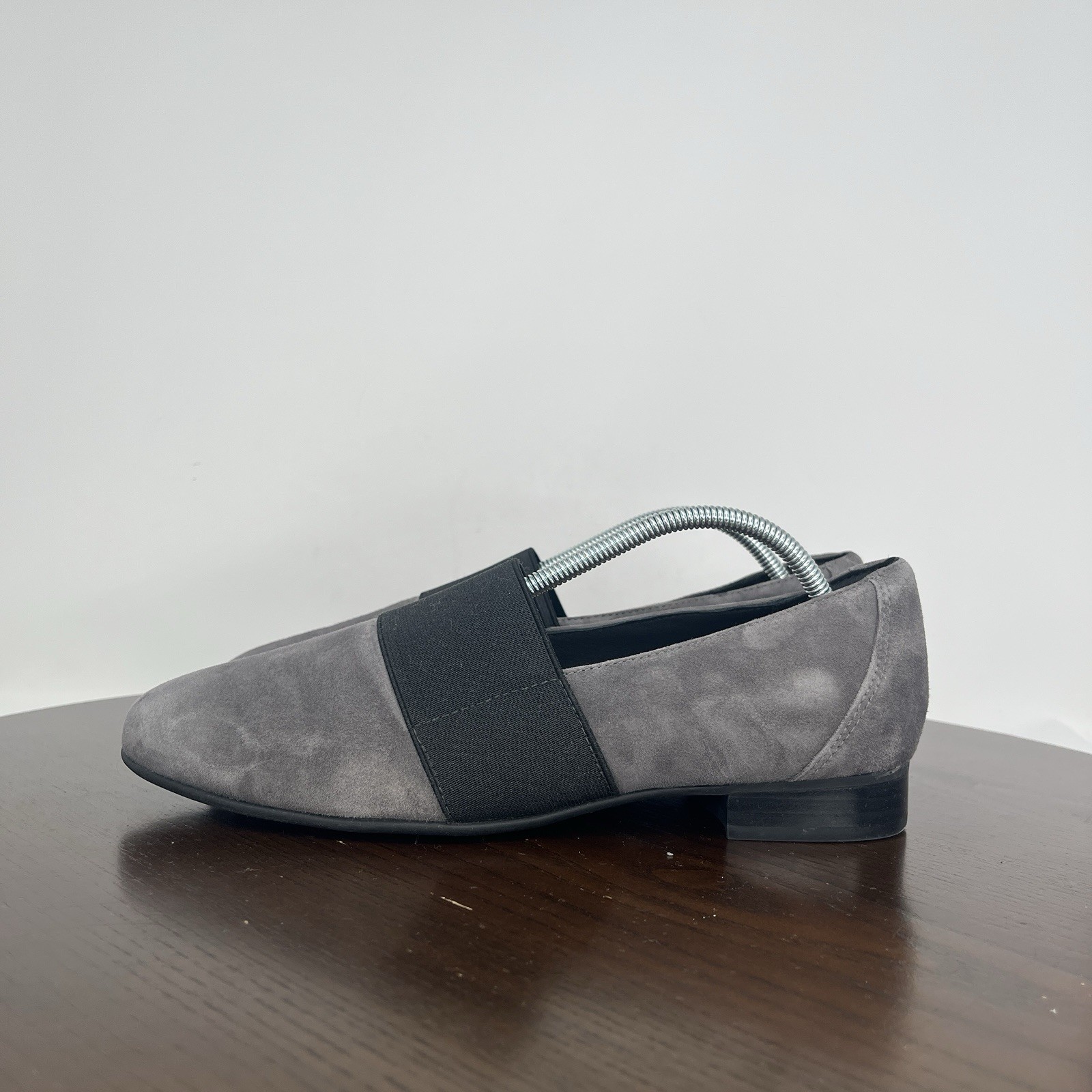 Clarks UN Blush Shoes Women's 8.5W Wide Gray Black Suede Comfort Career Loafer