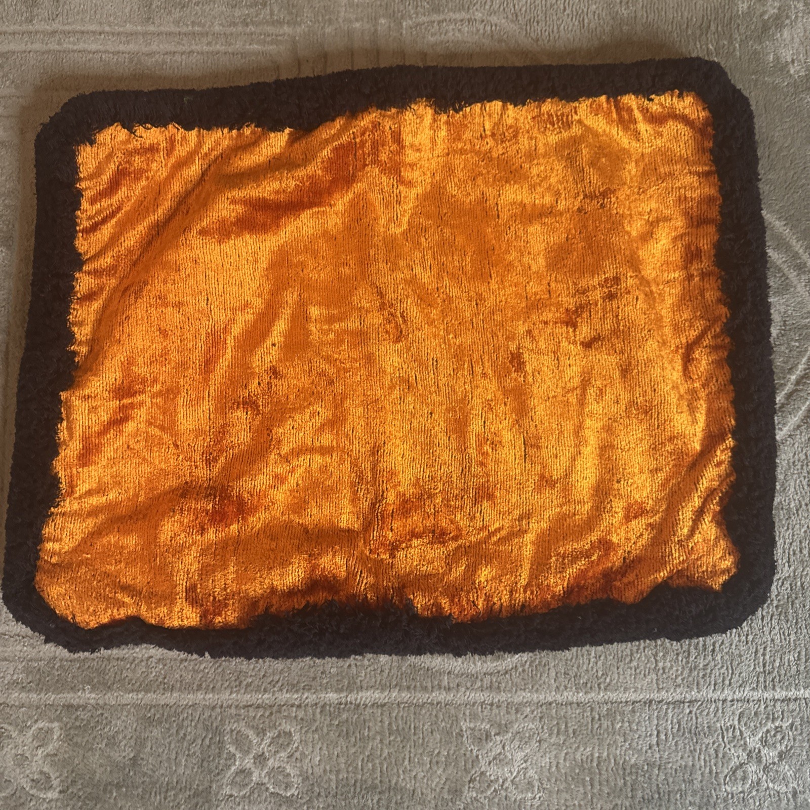 LES OTTOMAN VELVET CUSHION COVERS