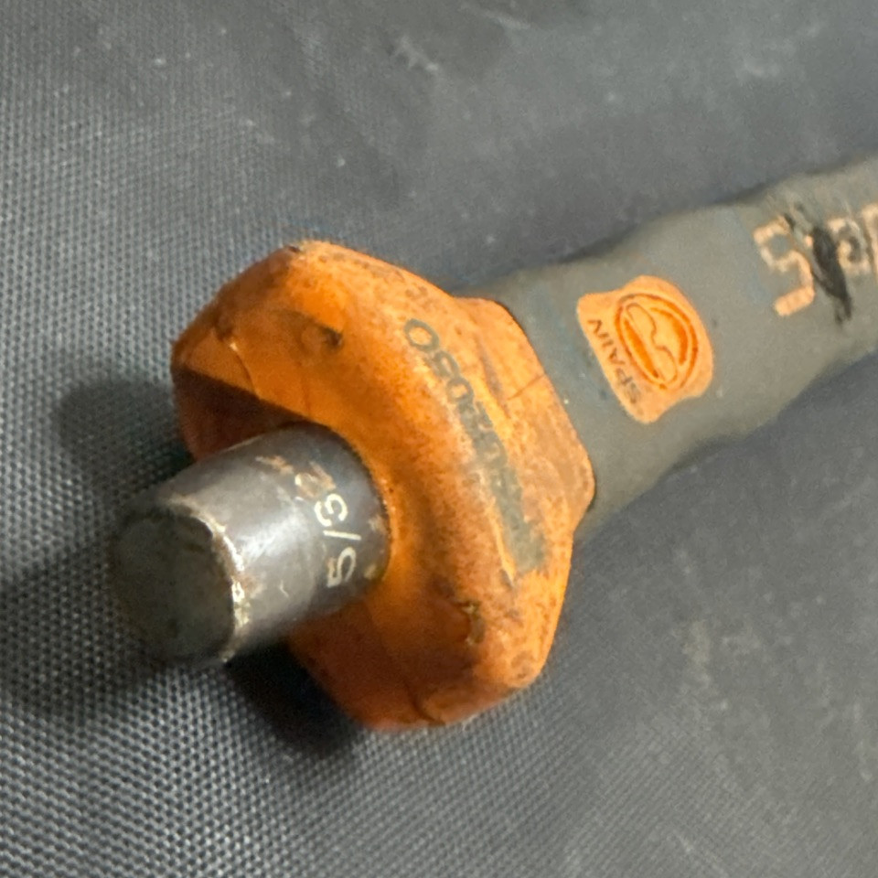 Snap-on Tools SPAIN ORANGE Soft Grip 5/32" Starter Punch PPSG205O