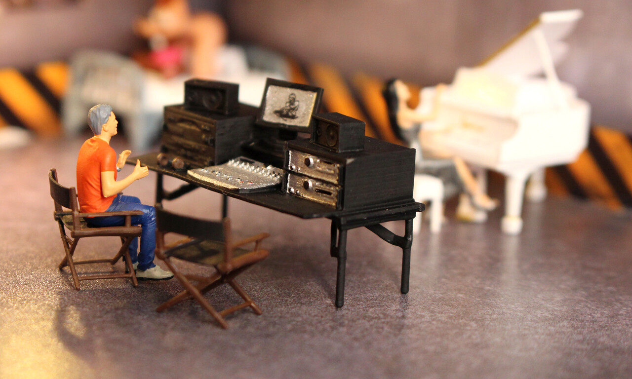 MINIATURE figure 1/64 music recording room fit 1/64 CAR street Diorama