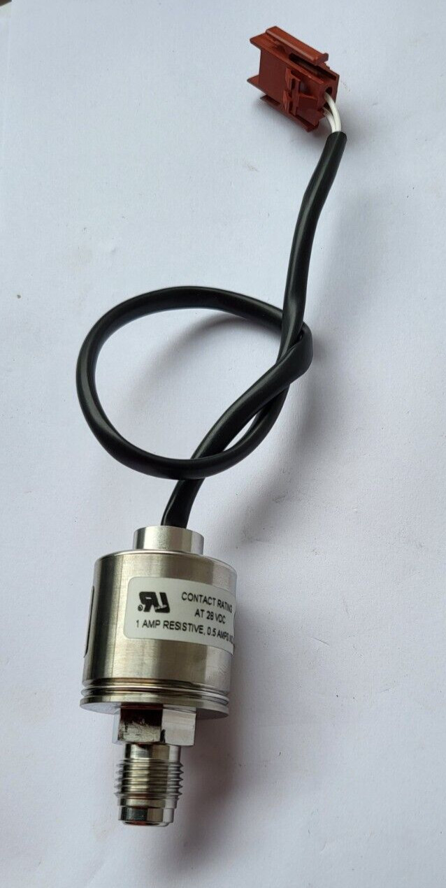 UE PRECISION SENSORS E36W-H42 550 TORR ABSOLUTE PRESSURE SWITCH (R6S0.4B1)