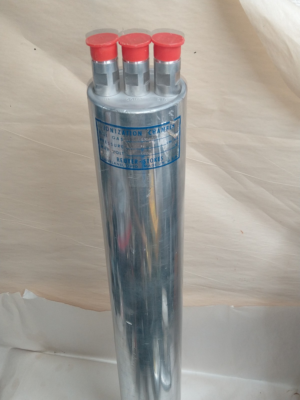 Reuter Stokes Ionization chamber Nitrogen 76cm Hg 1500V 1.5KV RSN-15A