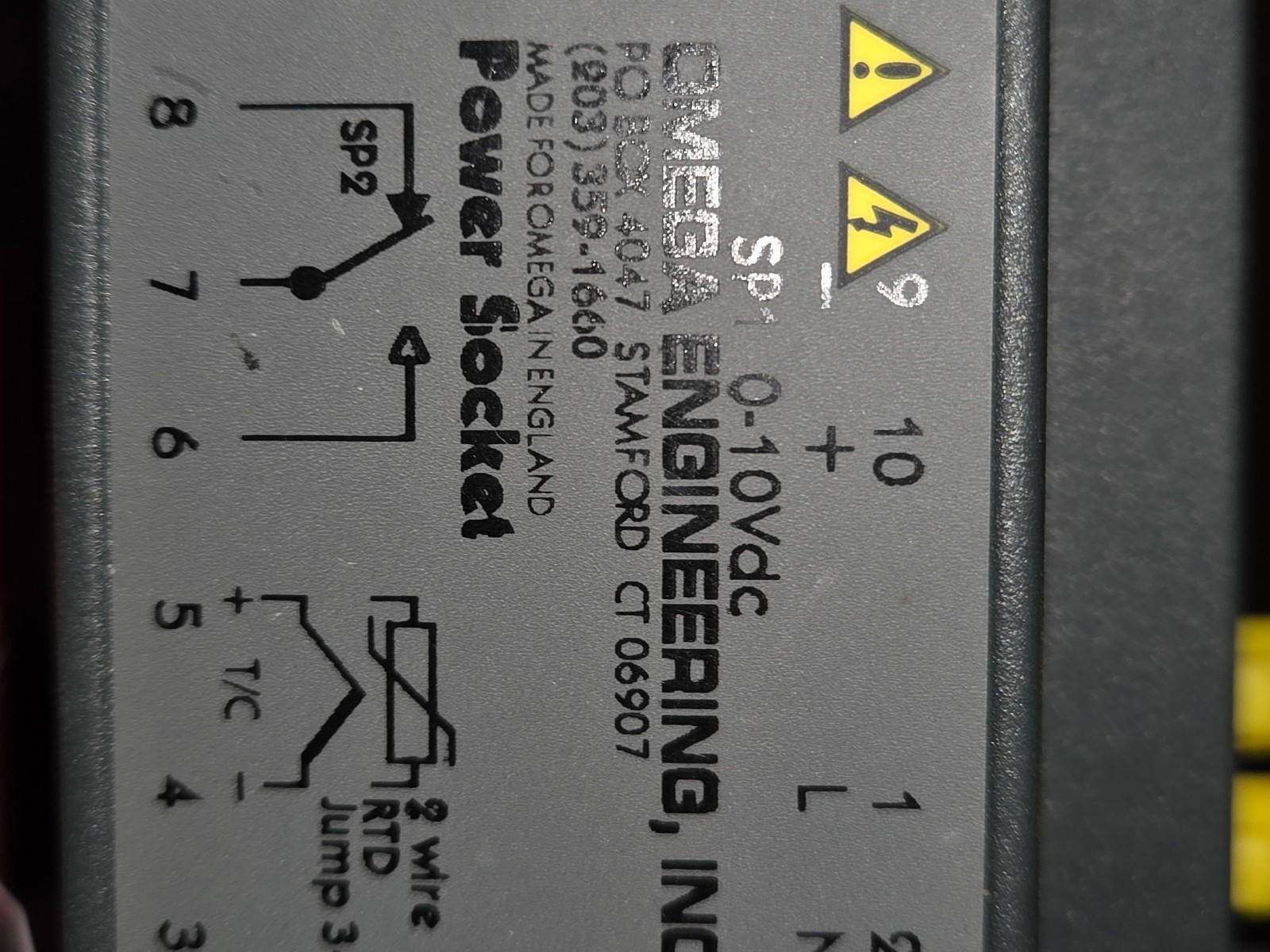 Omega CN9000A Series Model CN9151A Temperature Controller with Power Socket
