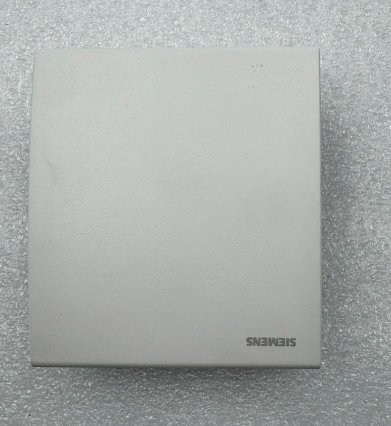 SIEMENS QAA24 ROOM TEMPERTURE SENSOR (5pieces in1 lot)