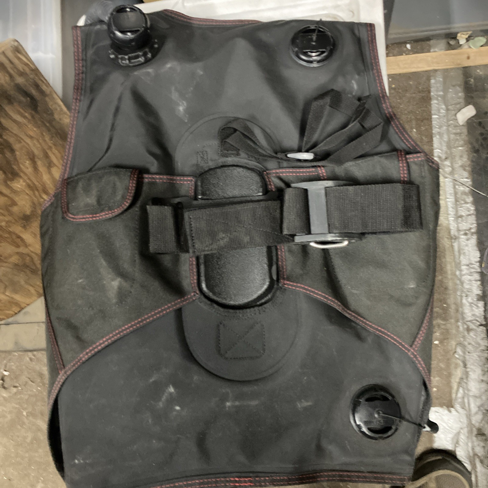 IST J-1700 Mercury Buoyancy Control Device (BCD) with Weight Pockets