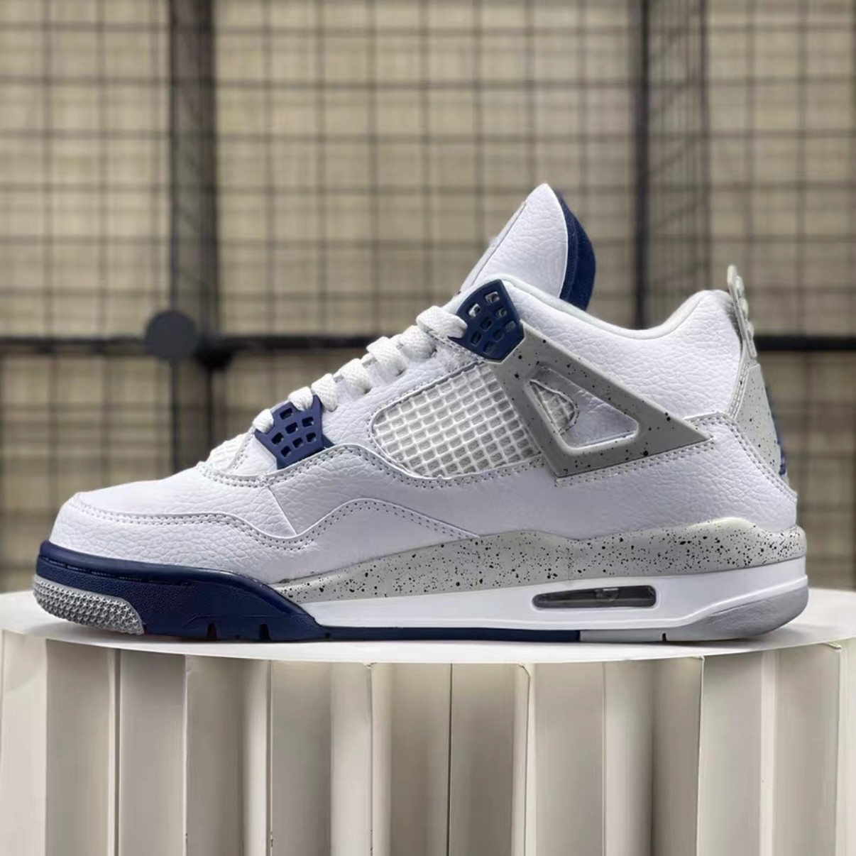 Air Jordan 4 "Midnight Navy" Men's Mid Top Retro Basketball Shoes