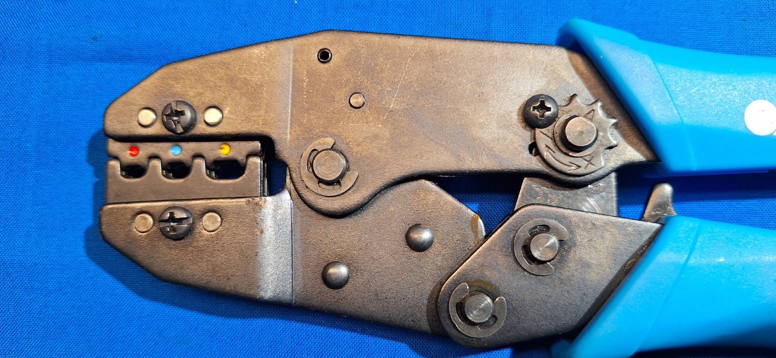 Tool Aid ratcheting electrical Terminal Crimp pliers