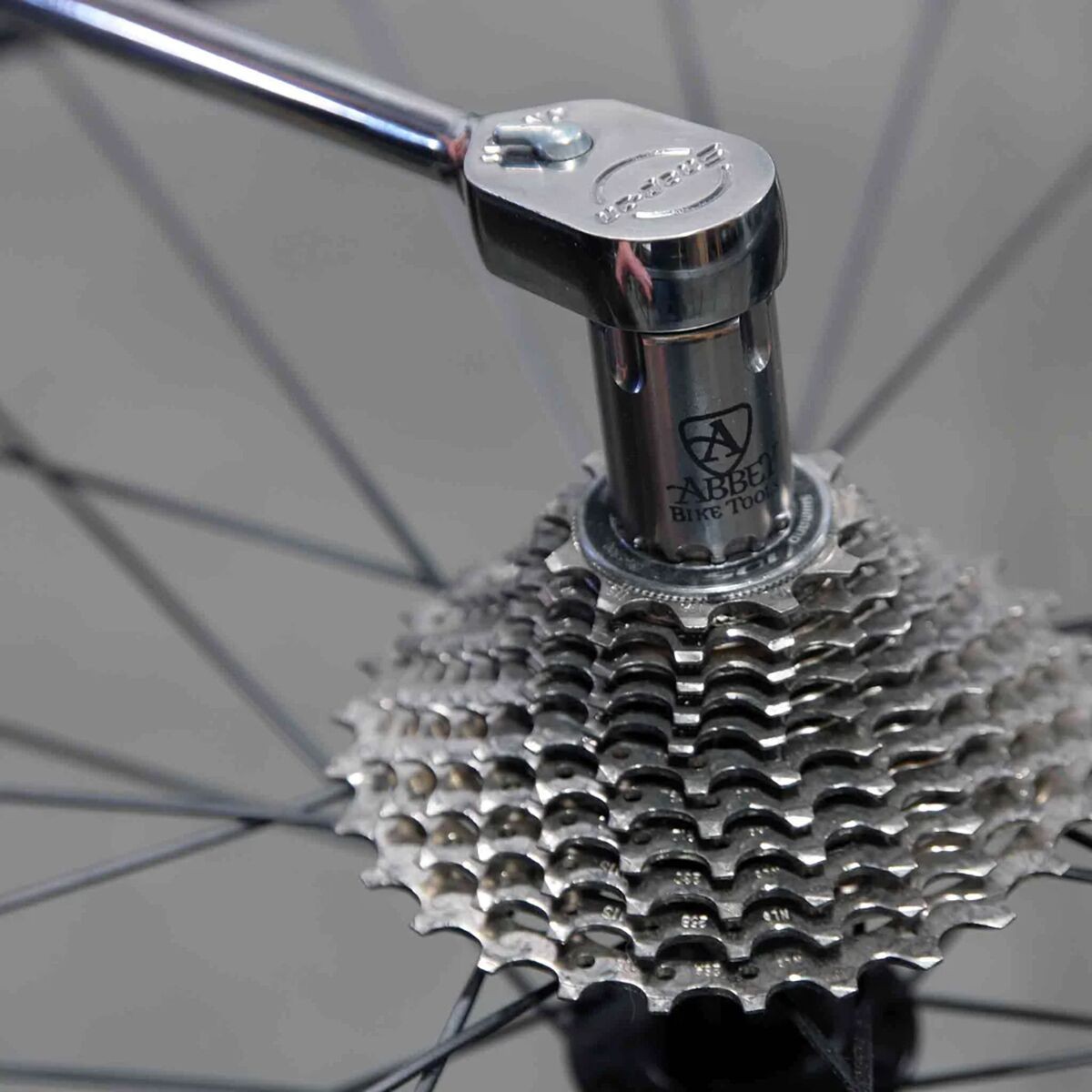 Abbey Bike Tools Socket Crombie Silver, Shimano/SRAM