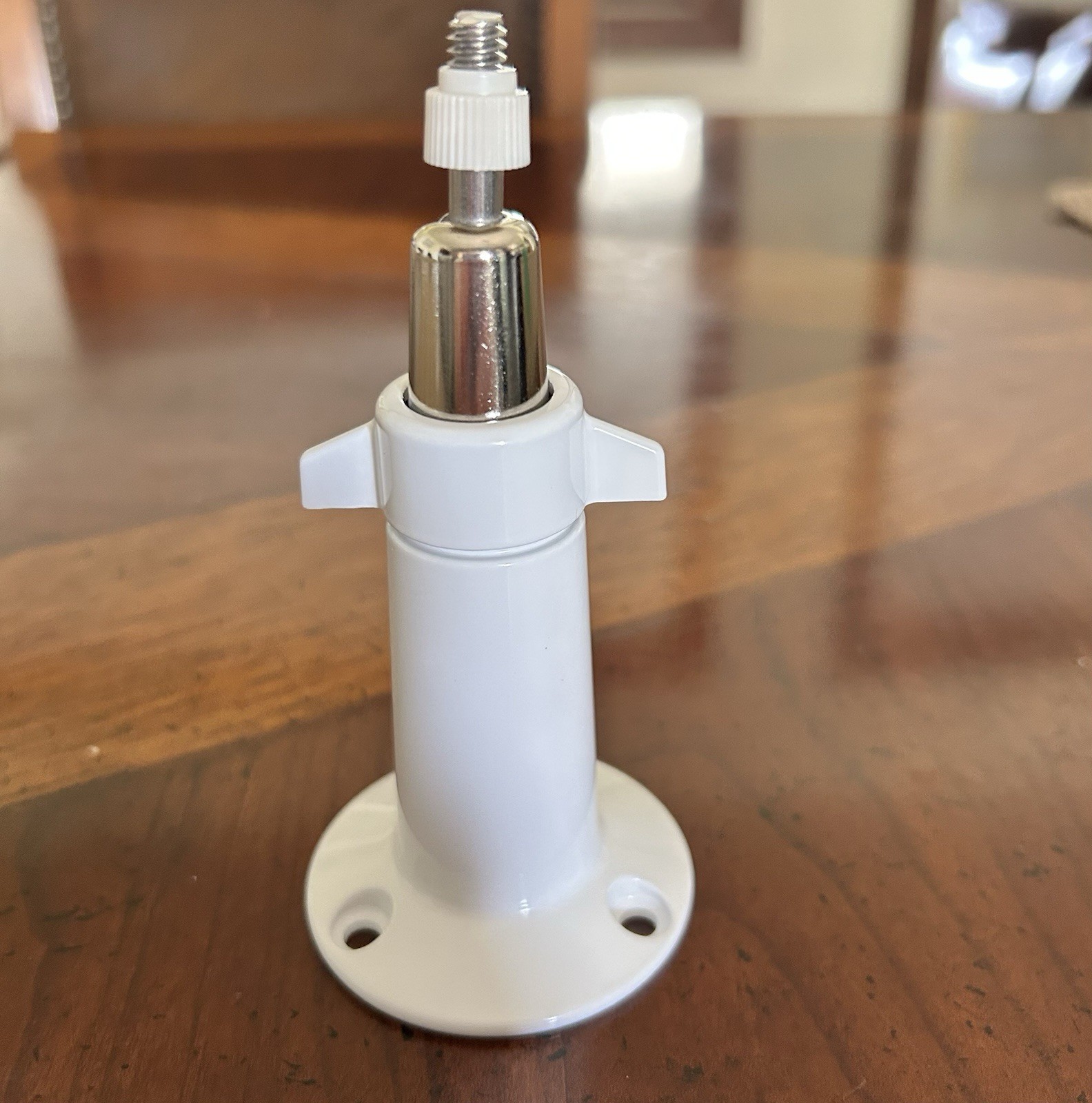 White Metal Wall Mount for Arlo Camera with Screws and Anchors